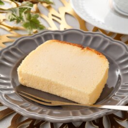 北海道「岩瀬牧場」 濃厚！まろやか チーズパウンドケーキ
