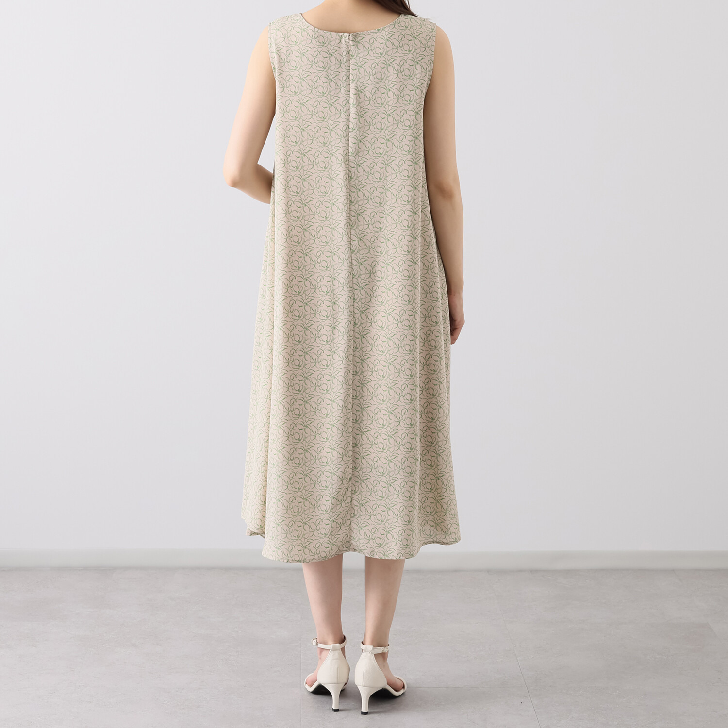 スタイル・ラヴィー フラワープリント フレアーワンピース