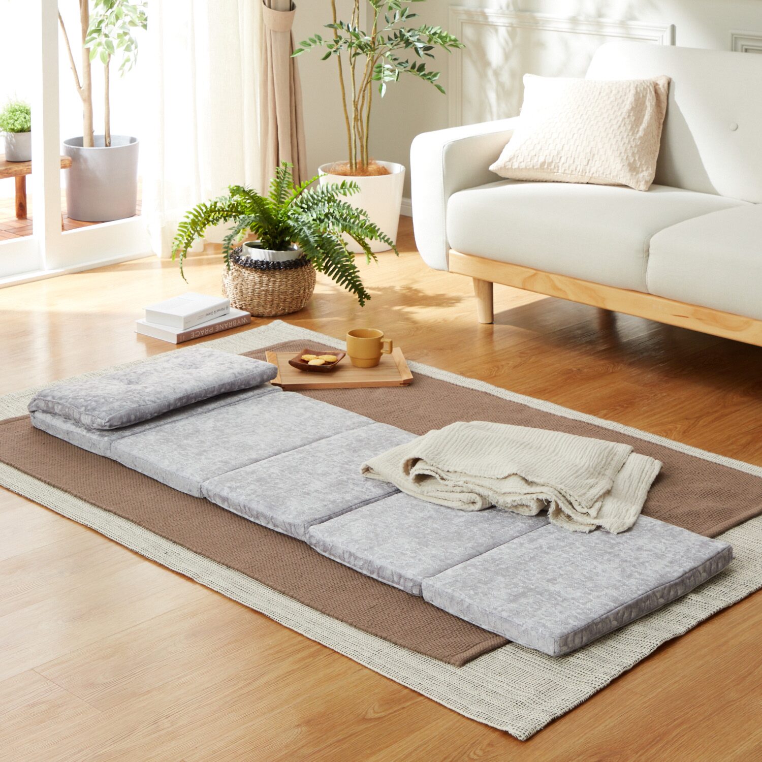 くつろぎシーンを快適に！ シェニール織 5つ折りお昼寝マット