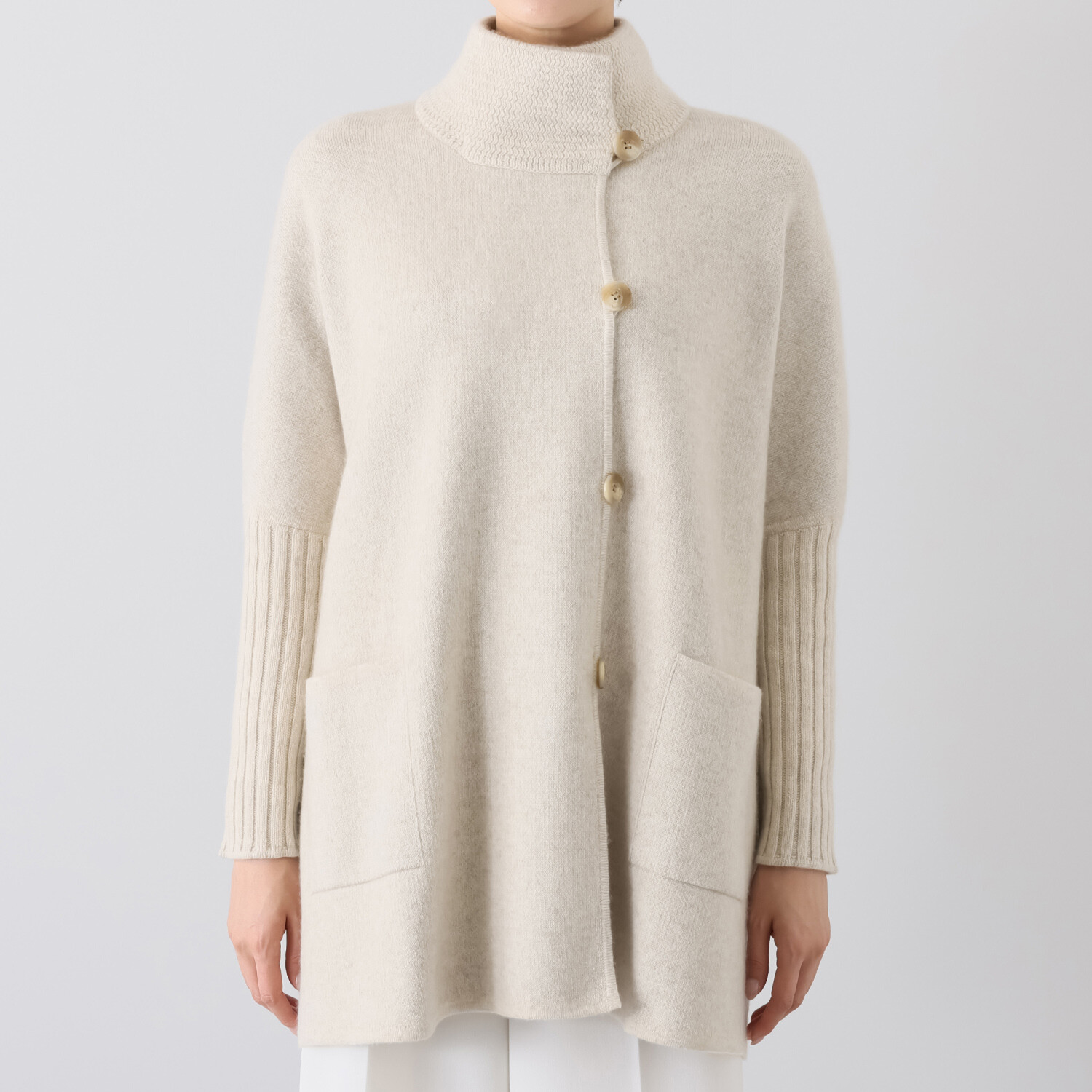 ネイチャーズ 無染色カシミヤ ダブルフェイス ポンチョ風コート