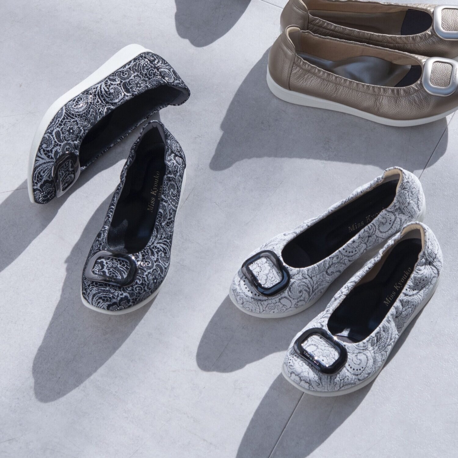 ミスキョウコ 日本製 プリントデザイン バックルバレエシューズ