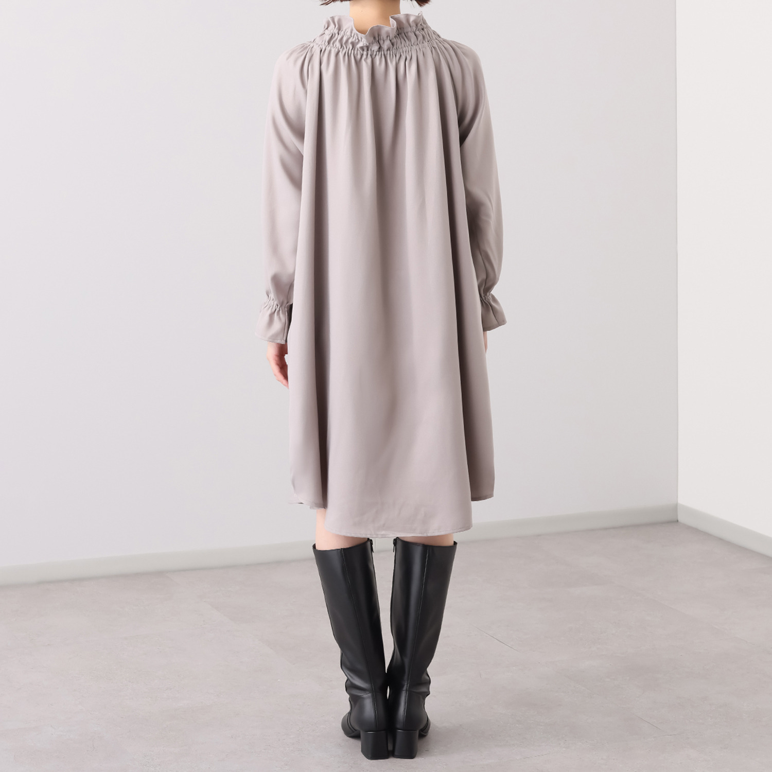 ボン・サンス 襟シャーリング チュニックワンピース