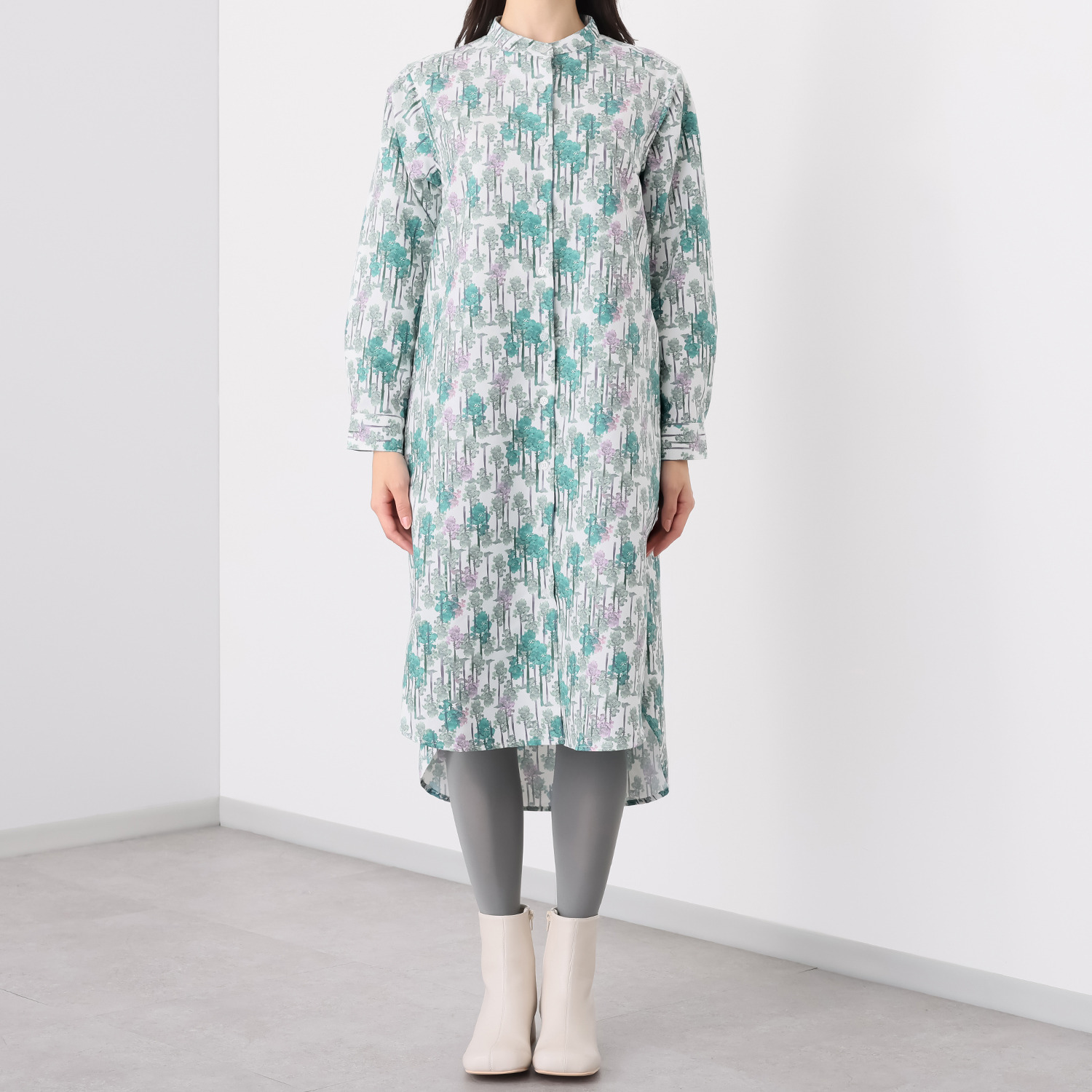 イヴァナ・ヘルシンキ オリジナルプリント シャツワンピース