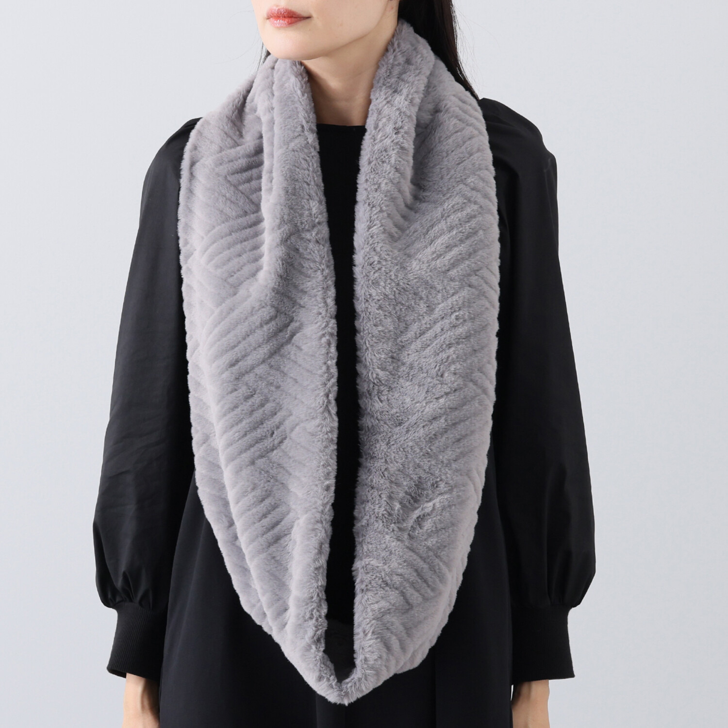 ユキコ　ハナイ ノーブル モノトーン スヌード