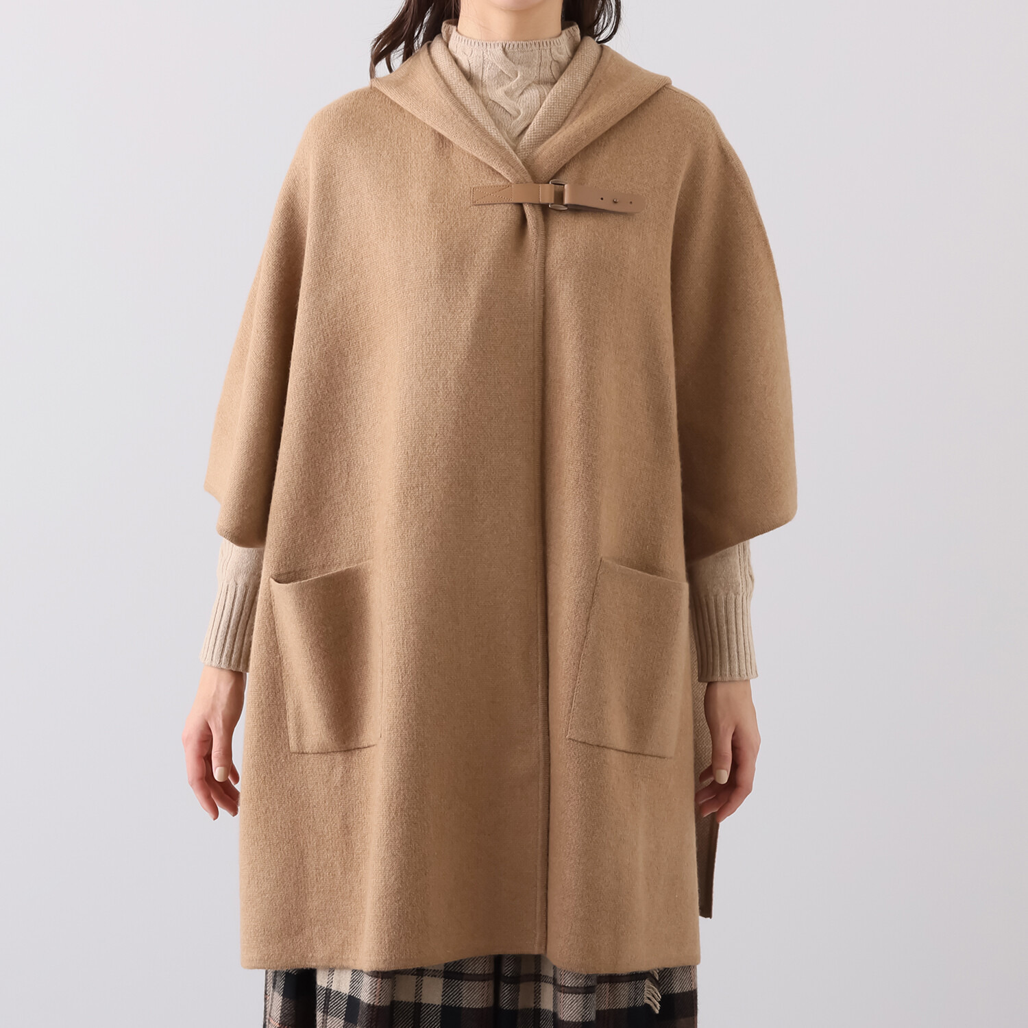 ネイチャーズ キャメル１００％ ジャガード編 ポンチョ風コート