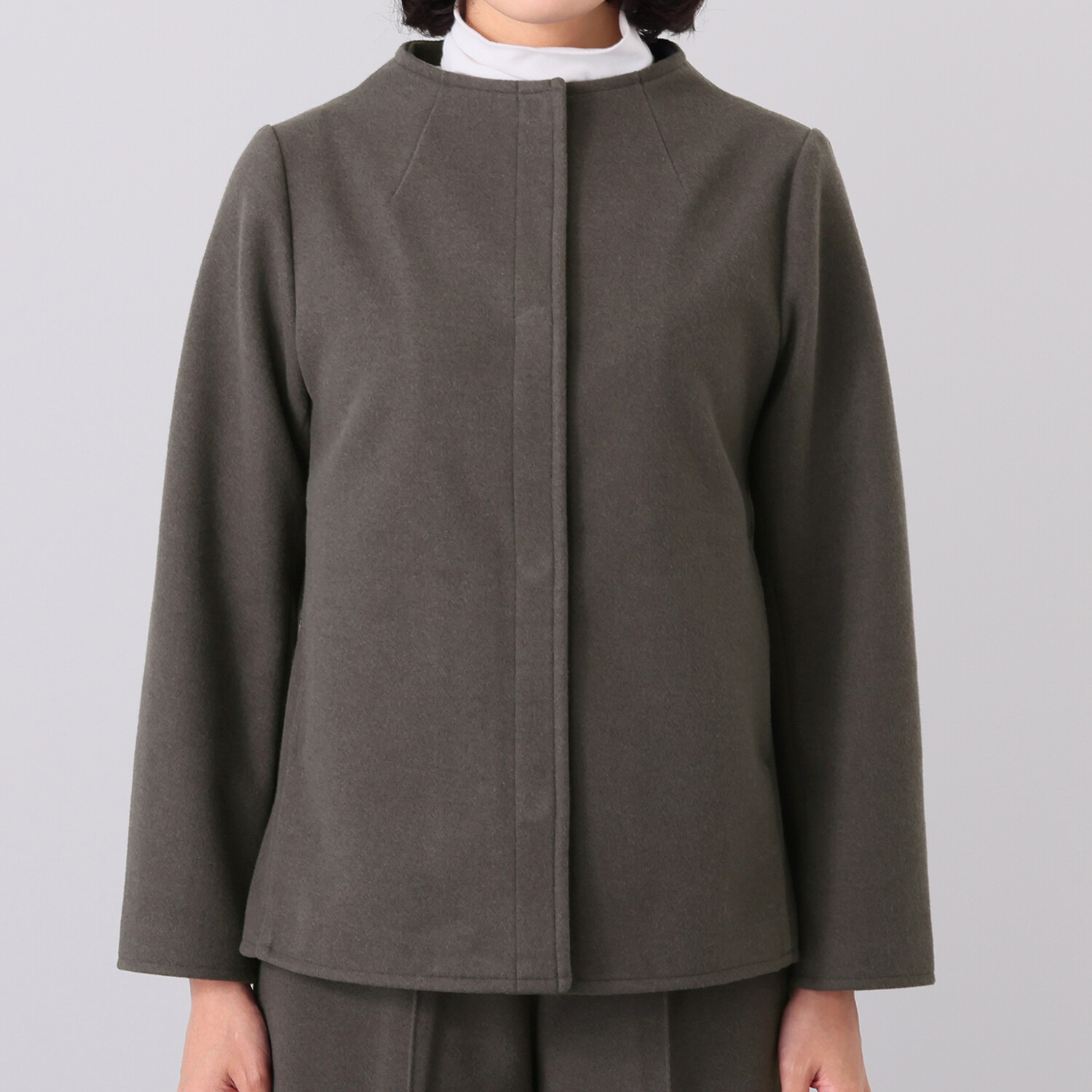 ルナリア フェルト調ジャージー バックフレアージャケット