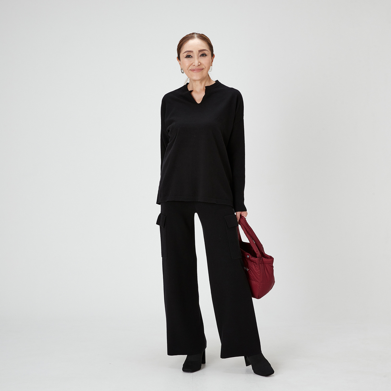 エーエフコンフィ 総針ニット カーゴパンツ