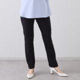 骨盤サポートガードル内蔵 骨盤周り、股関節周りを 穿いてサポート 脚のラインにもこだわった はくだけスラッとパンツ