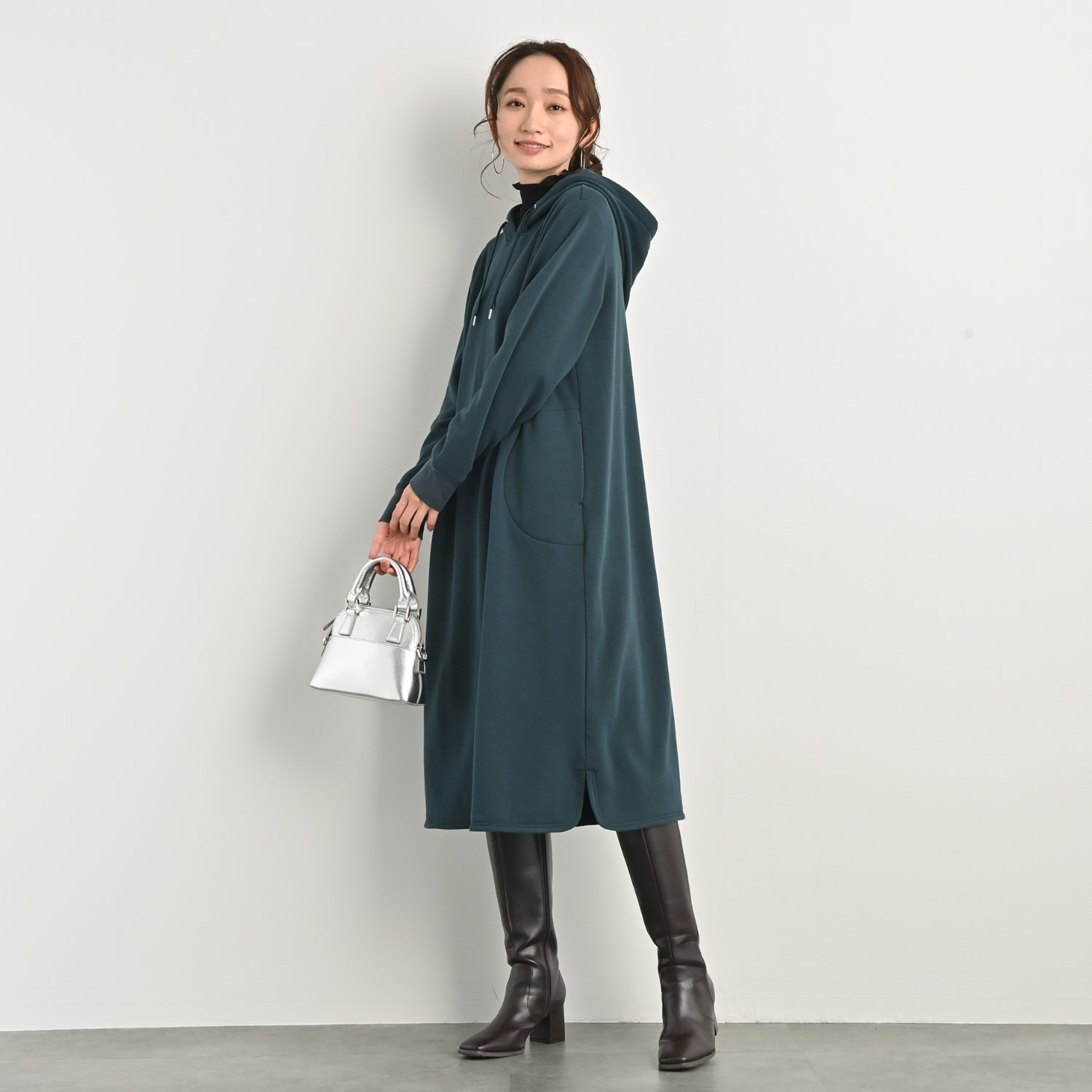 ゼラールスポーツ ふんわりなめらか 裏シャギー フーディーワンピース