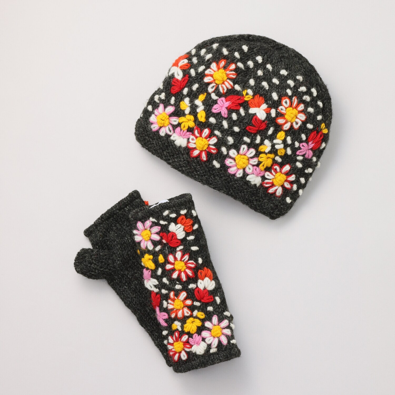 ダジュール ハンド刺しゅう 帽子＆手袋セット