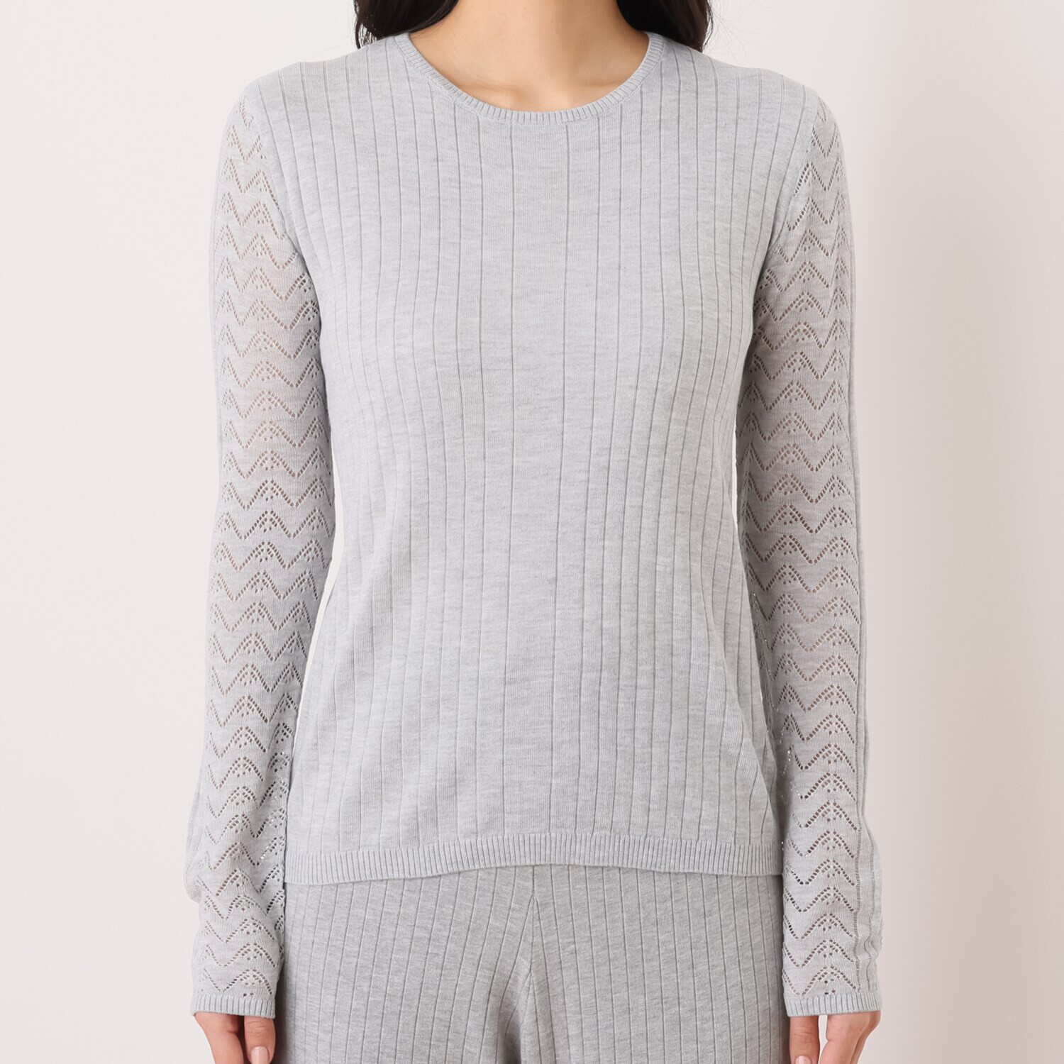 リラクラッシー なめらかな肌触り ソフトなニットリブ編 クルーネックプルオーバー ＆ストレートパンツ