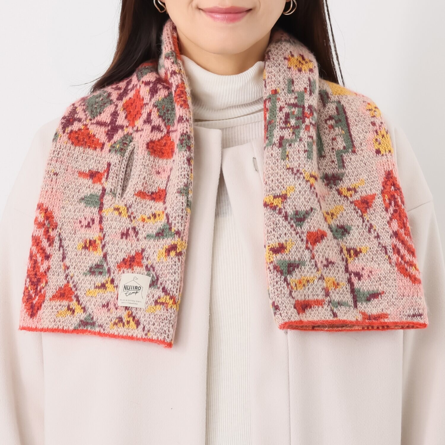 ニジイロキャンプ 日本製 ふんわり加工 ウール混 ショートマフラー