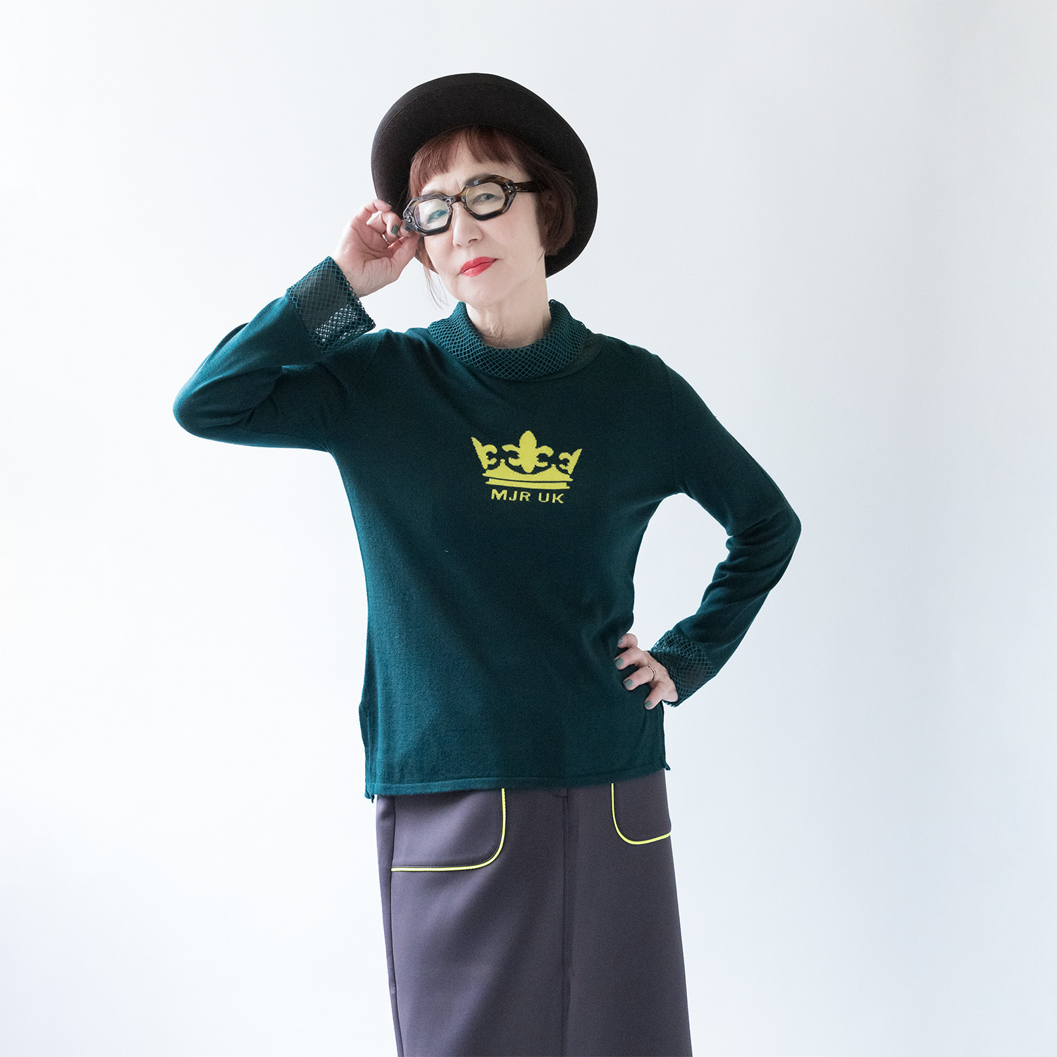 エムジェイアール　バイ マチコ　ジント　ロンドン クラウンモティーフ メッシュコンビネーション ニットプルオーバー