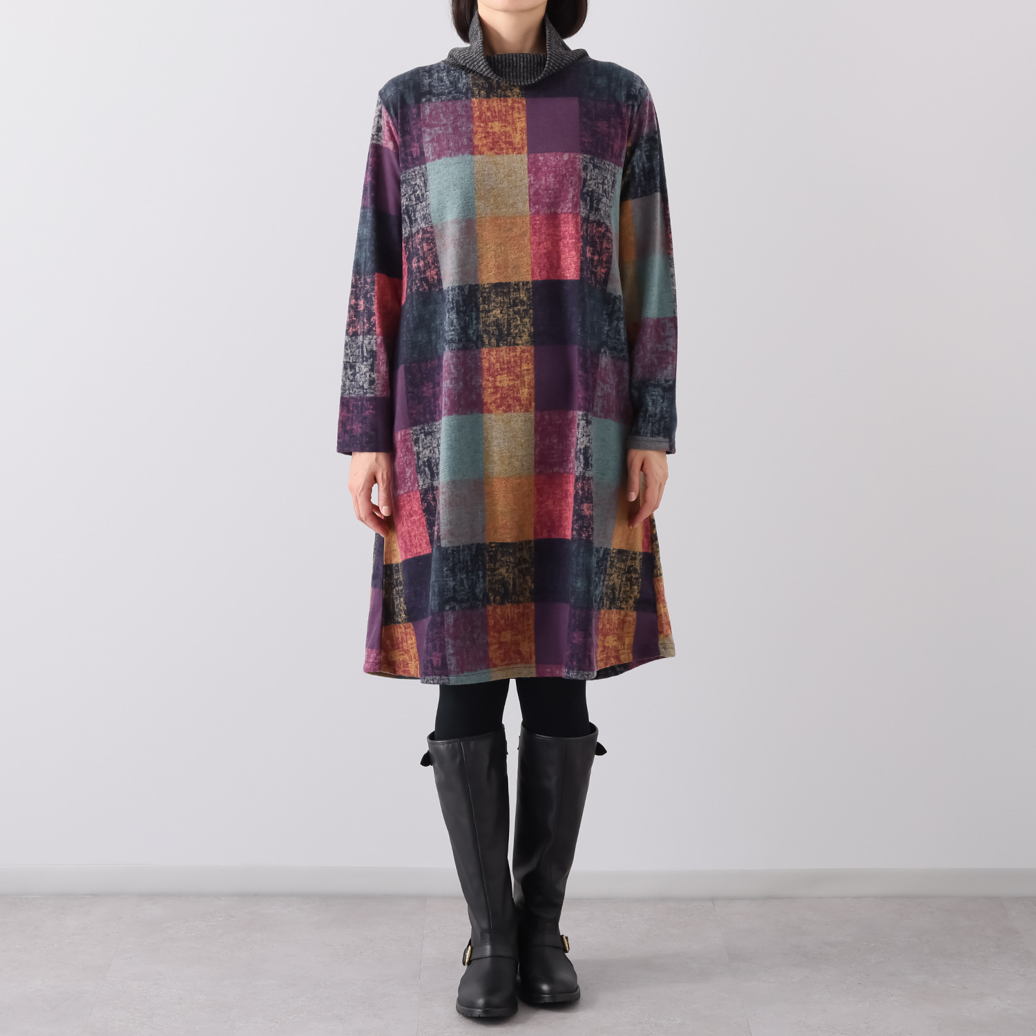 コイビトミサキ マルチチェック オフタートルワンピース