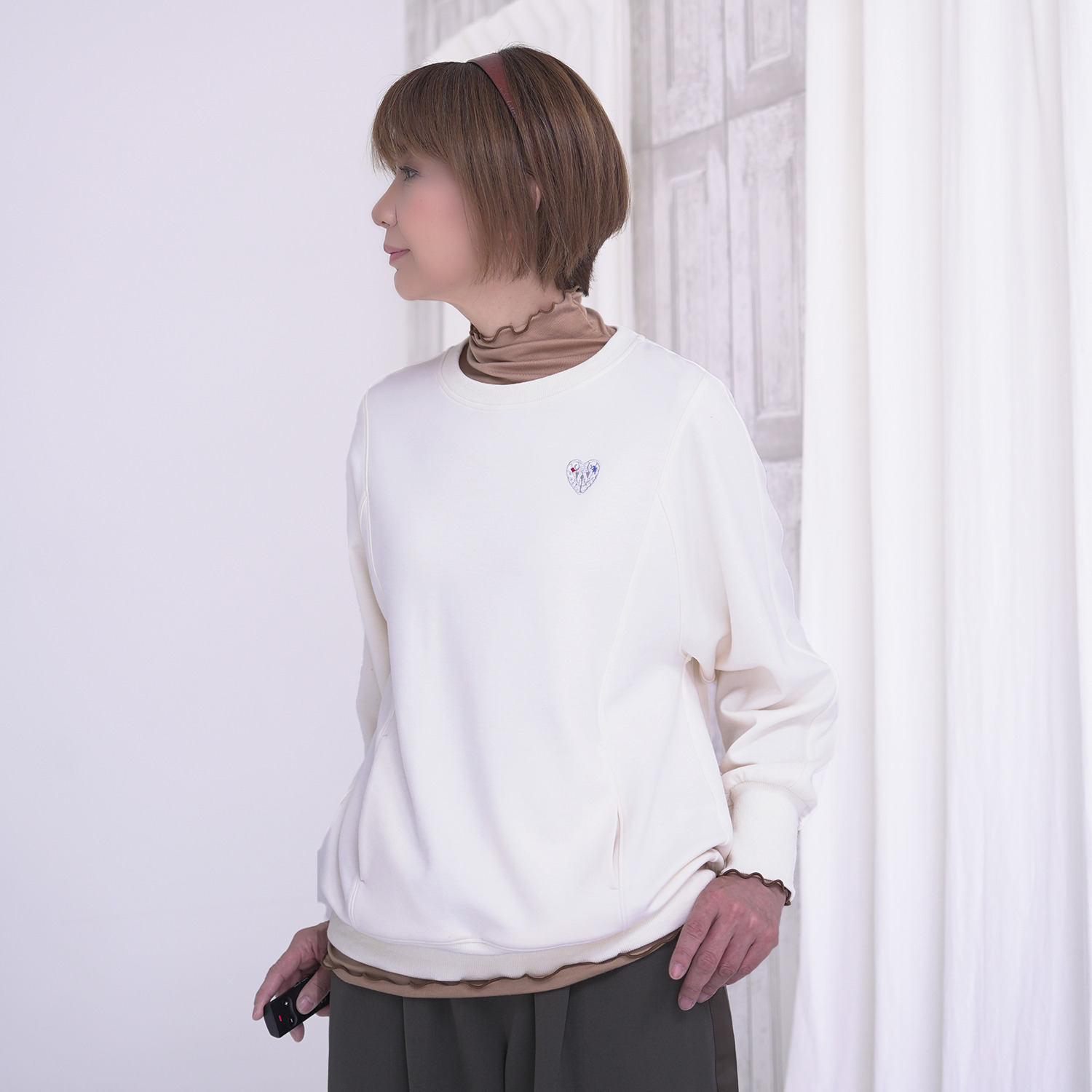 エムズ　スタイル 裏起毛ソフトジャージー ハート刺しゅうアクセント デザインプルオーバー