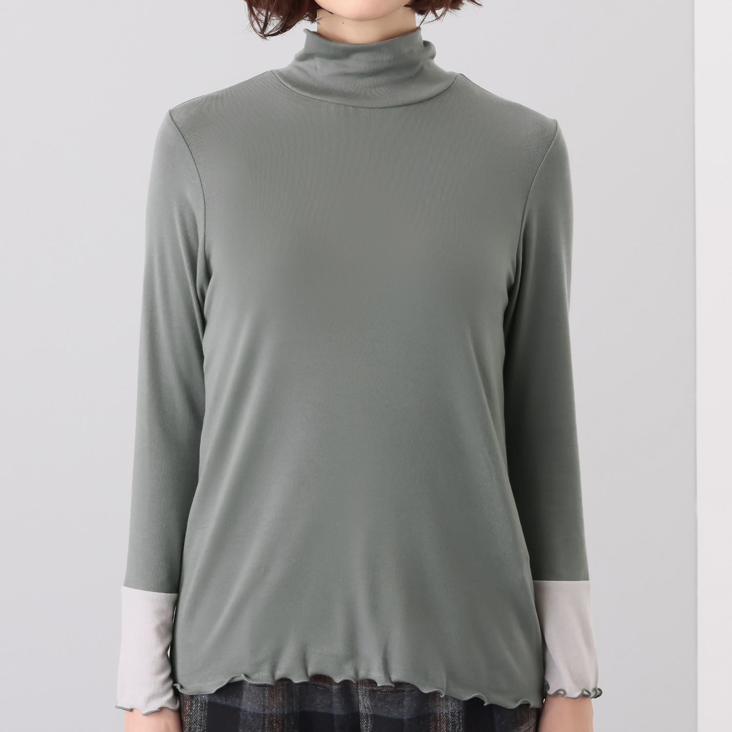 アンリック　オー　ブルー 肌触り抜群 ベアフライス 袖口バイカラー デザインプルオーバー