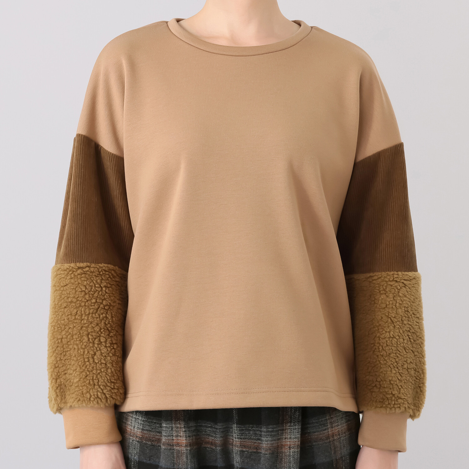 アンリック　オー　ブルー エアクッション裏起毛 ボア切替アクセント 大人トレーナー