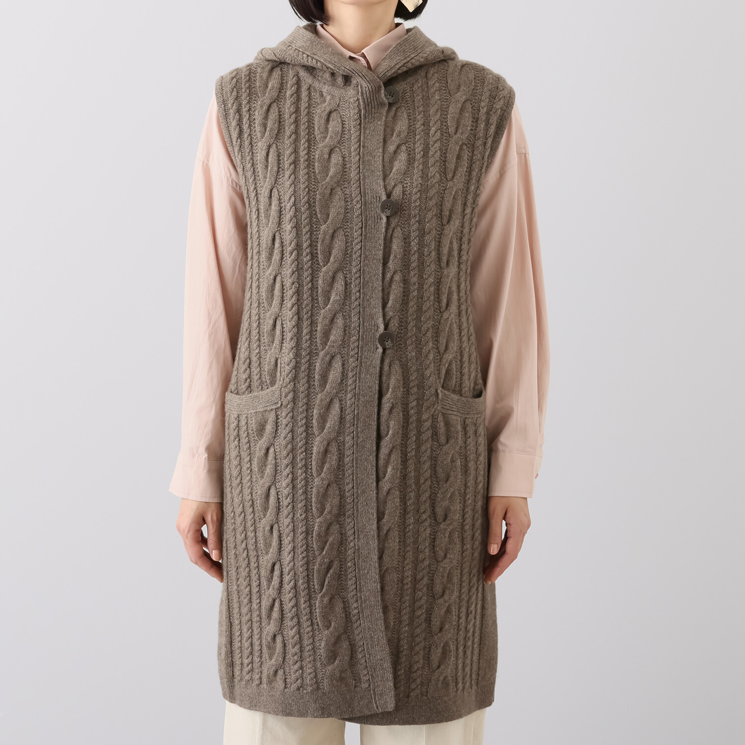 ネイチャーズ 無染色ヤク ケーブル編 フーディーロングジレ