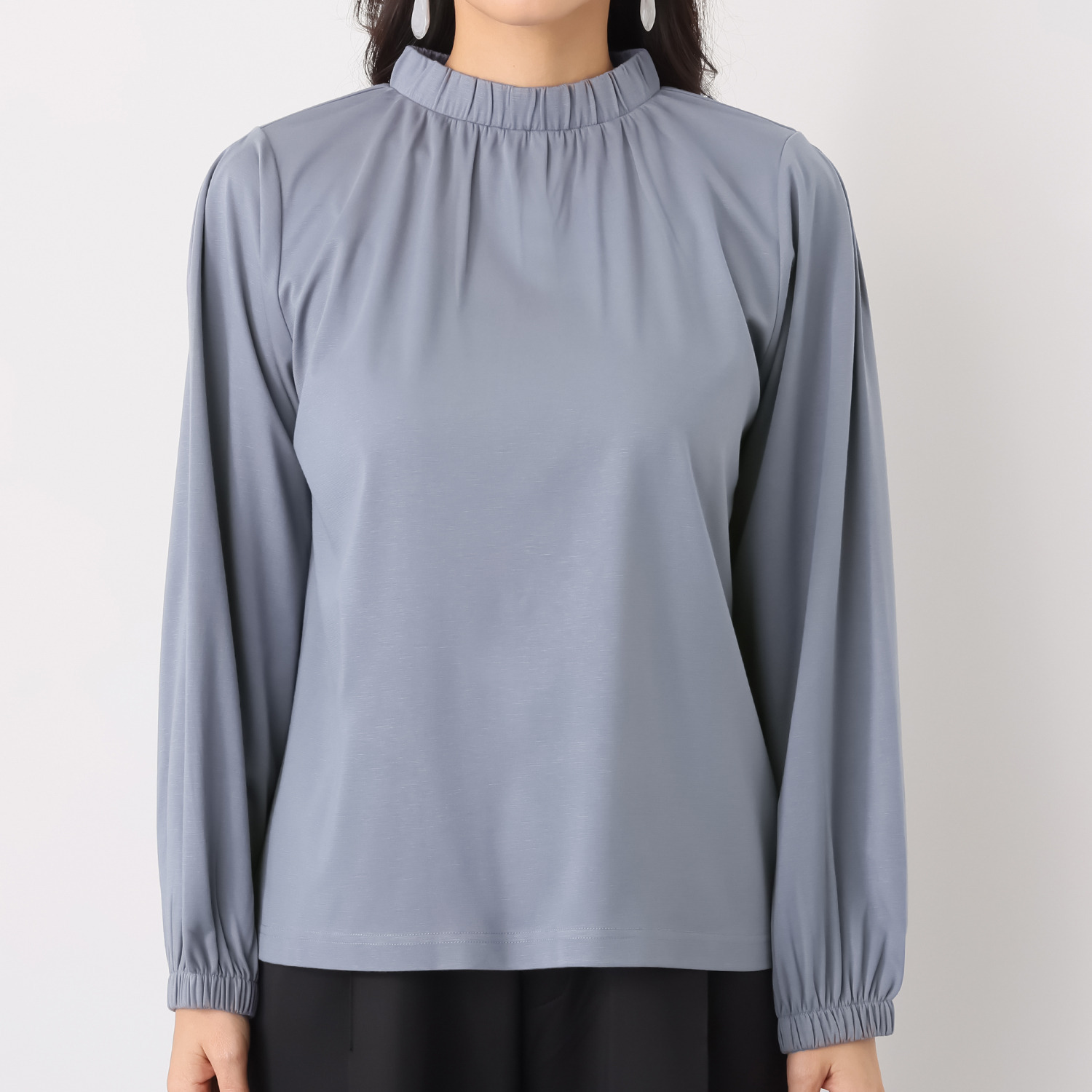 コモエリークローゼット 華やぎを添える ギャザープルオーバー