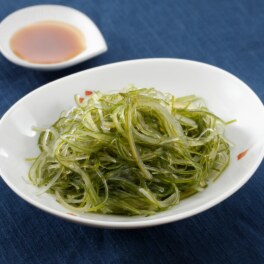 シャキシャキ食感！ 剣山引き茎わかめ