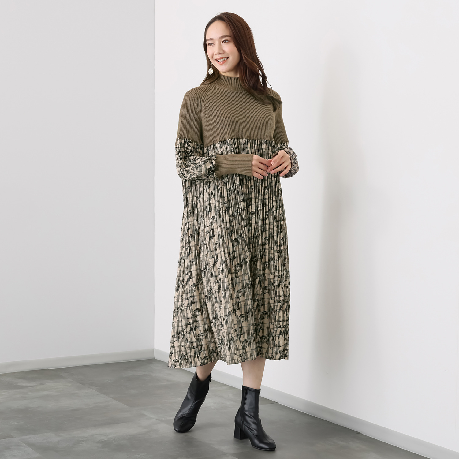 ジョリーフェム ニットドッキング プリントプリーツ ワンピース