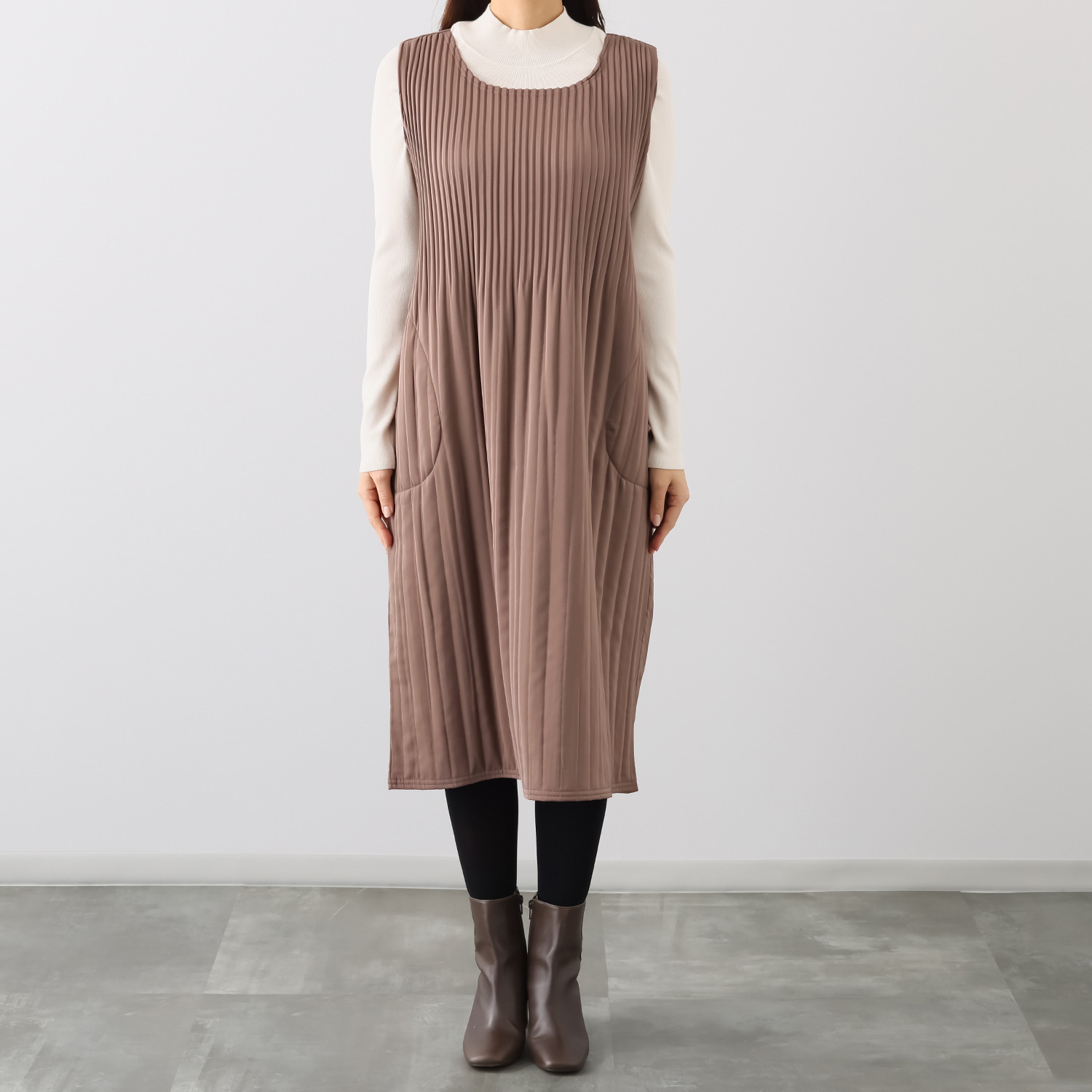 ジョリーフェム キルトプリーツ ポケット付 ジャンパースカート