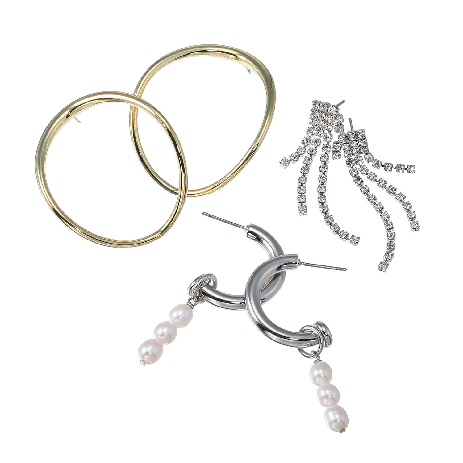 エアリーフェアリー 淡水パール チャーム付ピアスが 必ず入ってお買い得！ モダンテイストな お楽しみ袋 ピアス３点セット