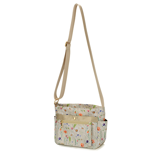 ラルジュ フラワープリント ポケットいっぱい 軽量ショルダーバッグ