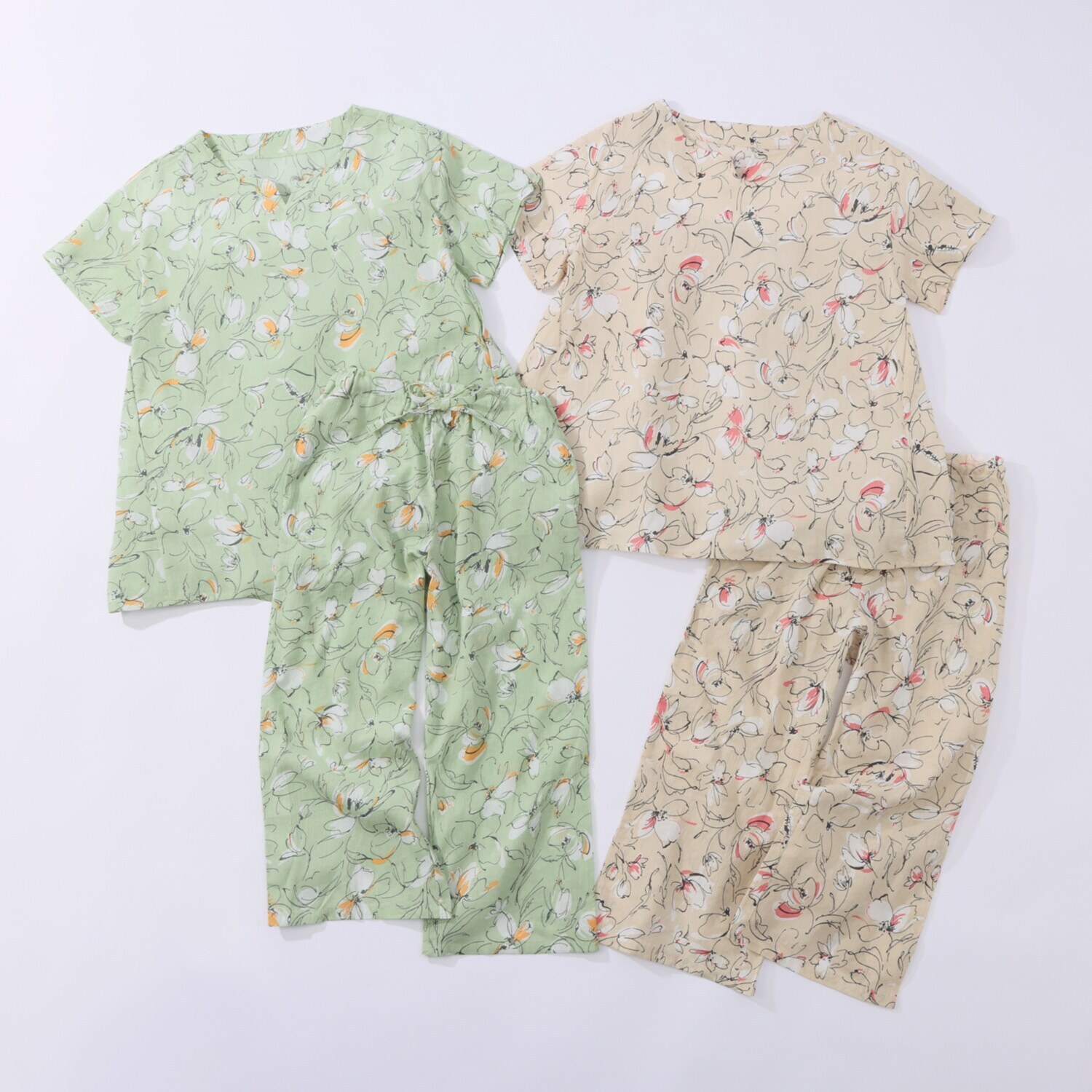 リラキュート 吸水速乾 綿１００％クレープ素材 バックギャザーＴシャツ＆ 切替フリル七分丈パンツ ２組セット