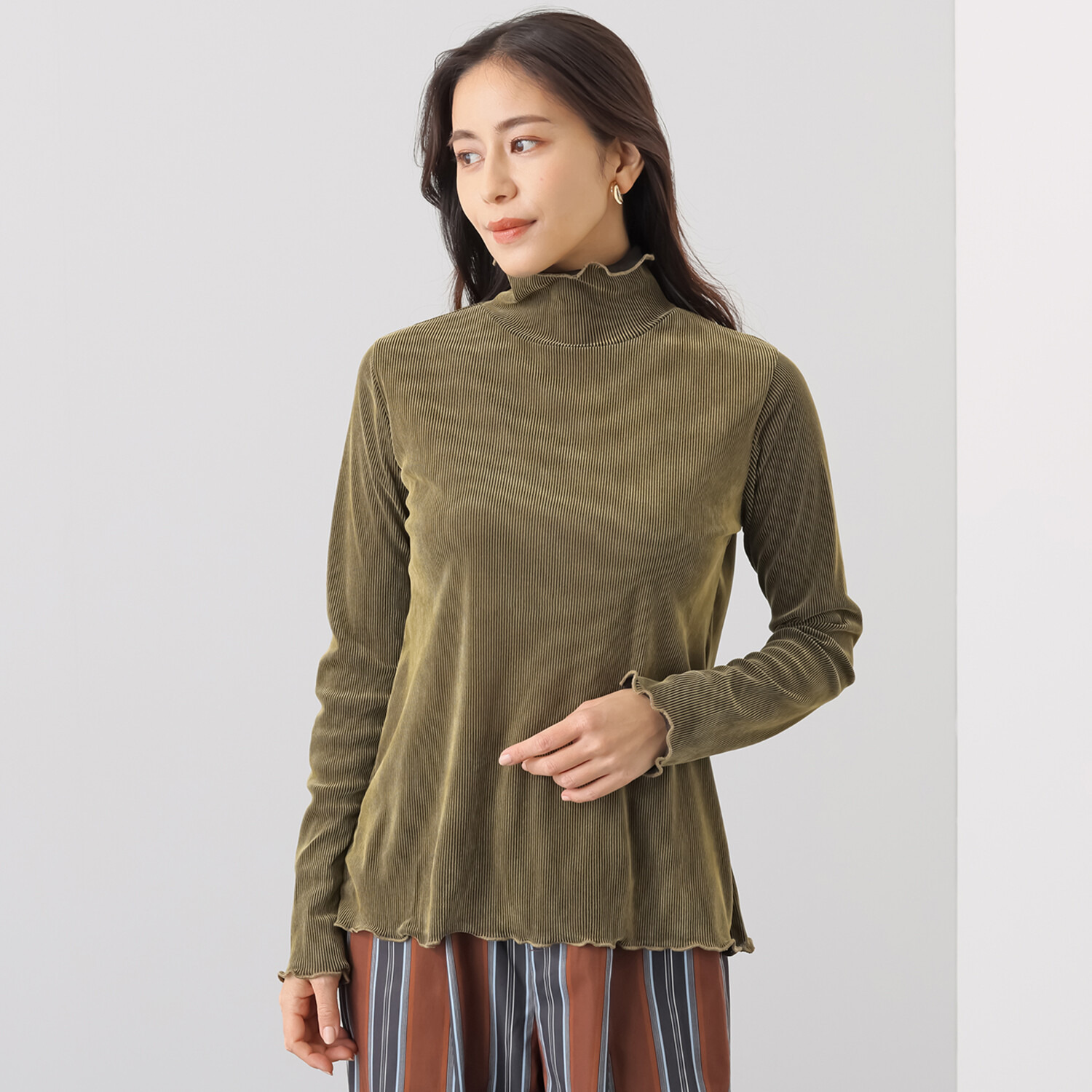 エピデミーク シアーリブ インナープルオーバー