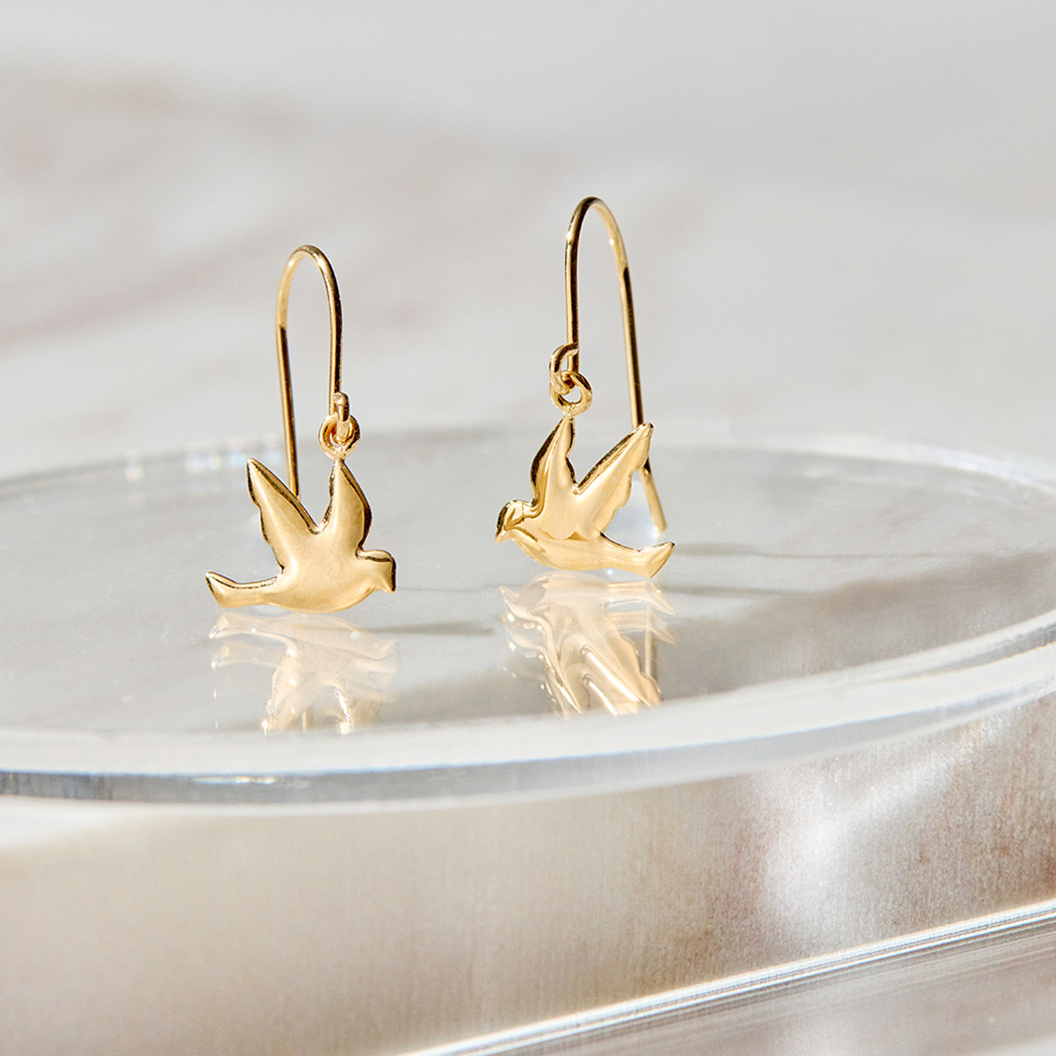 エムイー・ブリランテ １８Ｋ バードモティーフ スウィングピアス