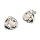 エアリーフェアリー 淡水ボタンパール＆ メタルトライアングル モードスタイル スタッド イヤリング／ピアス