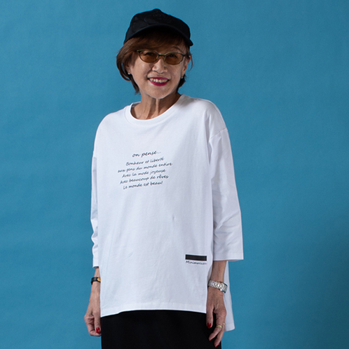 ミニマライズプラス モードで夢と幸せを 楽しんで欲しい メッセージＴシャツ