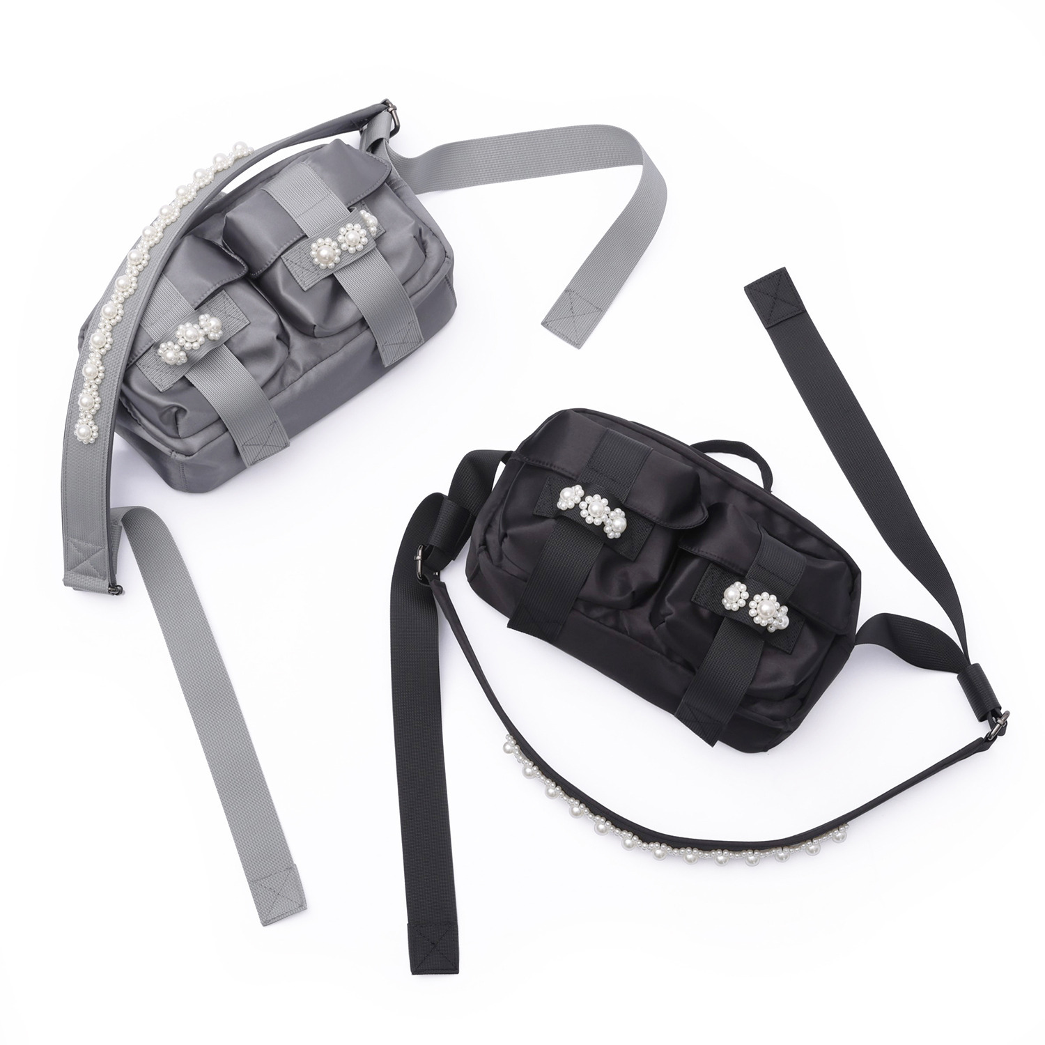 ダンスウィズビジュー はっ水　軽量 パールビジュウ デコレーション ショルダーバッグ