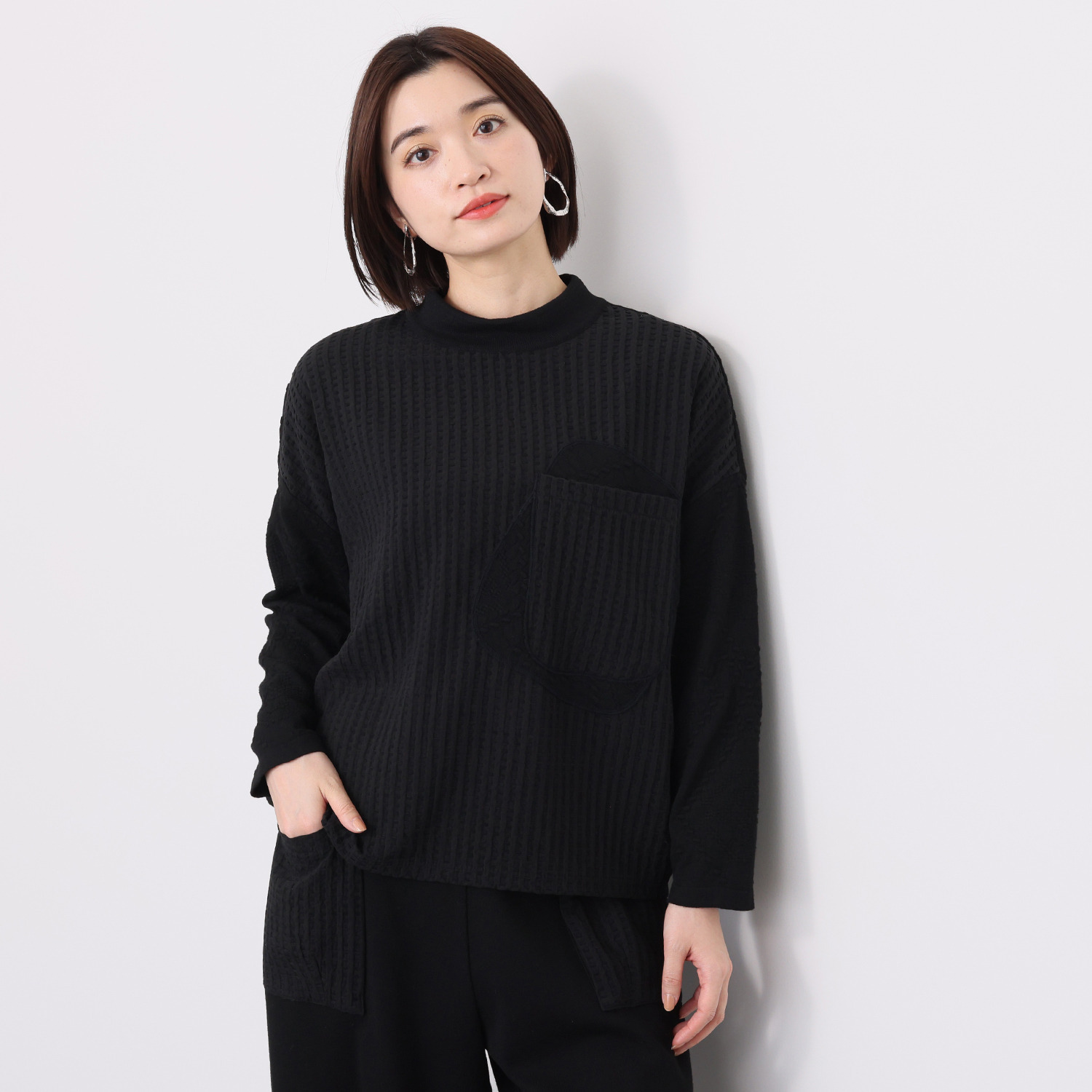 ヨシヨシ バイ　ピージェイ 異素材使い ボックスシルエット デザインプルオーバー