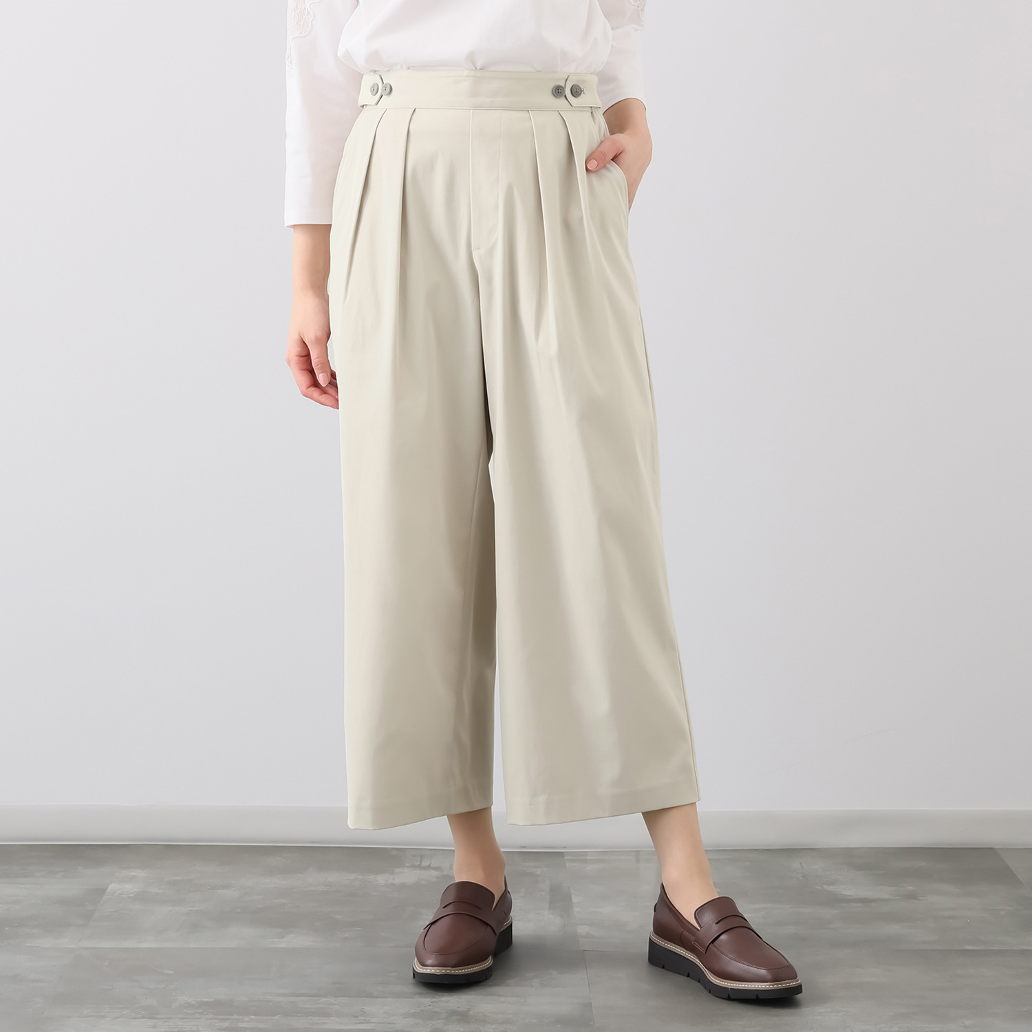 ルナリア はっ水・ＵＶカット ストレッチ大人チノ タックワイドパンツ