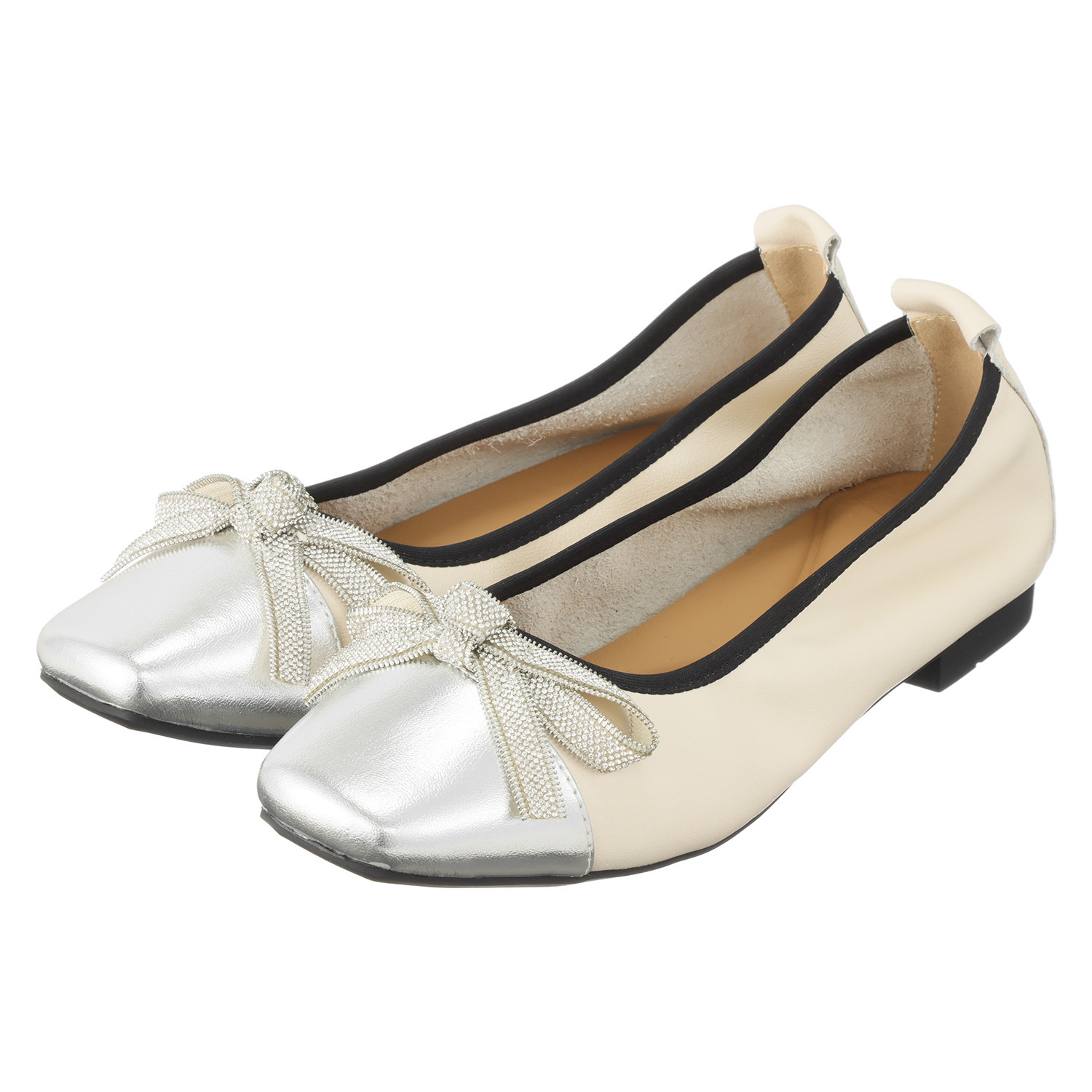 ヌーベルヴォーグ リュクスライン レザーで包み込む ビジュウリボンで魅せる やわらかフラットシューズ