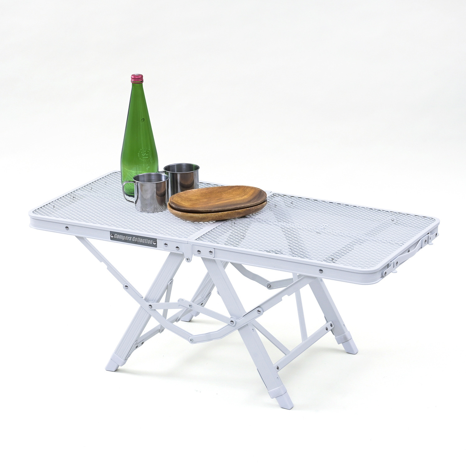 アウトドアだけでなく お家でも 多用途に使える タフライト ワンアクションテーブル