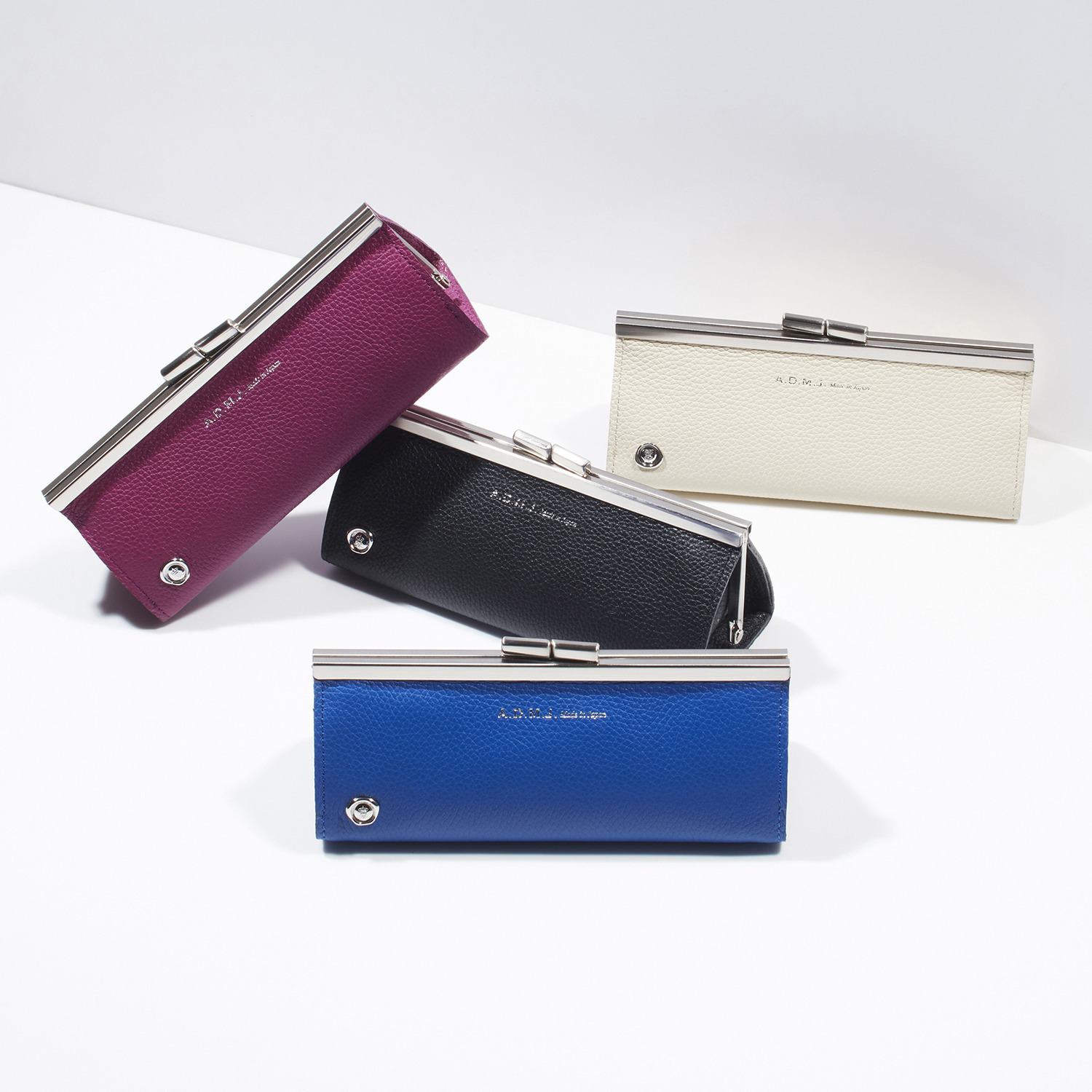 エーディーエムジェイ スパニッシュレザー 口金マルチケース