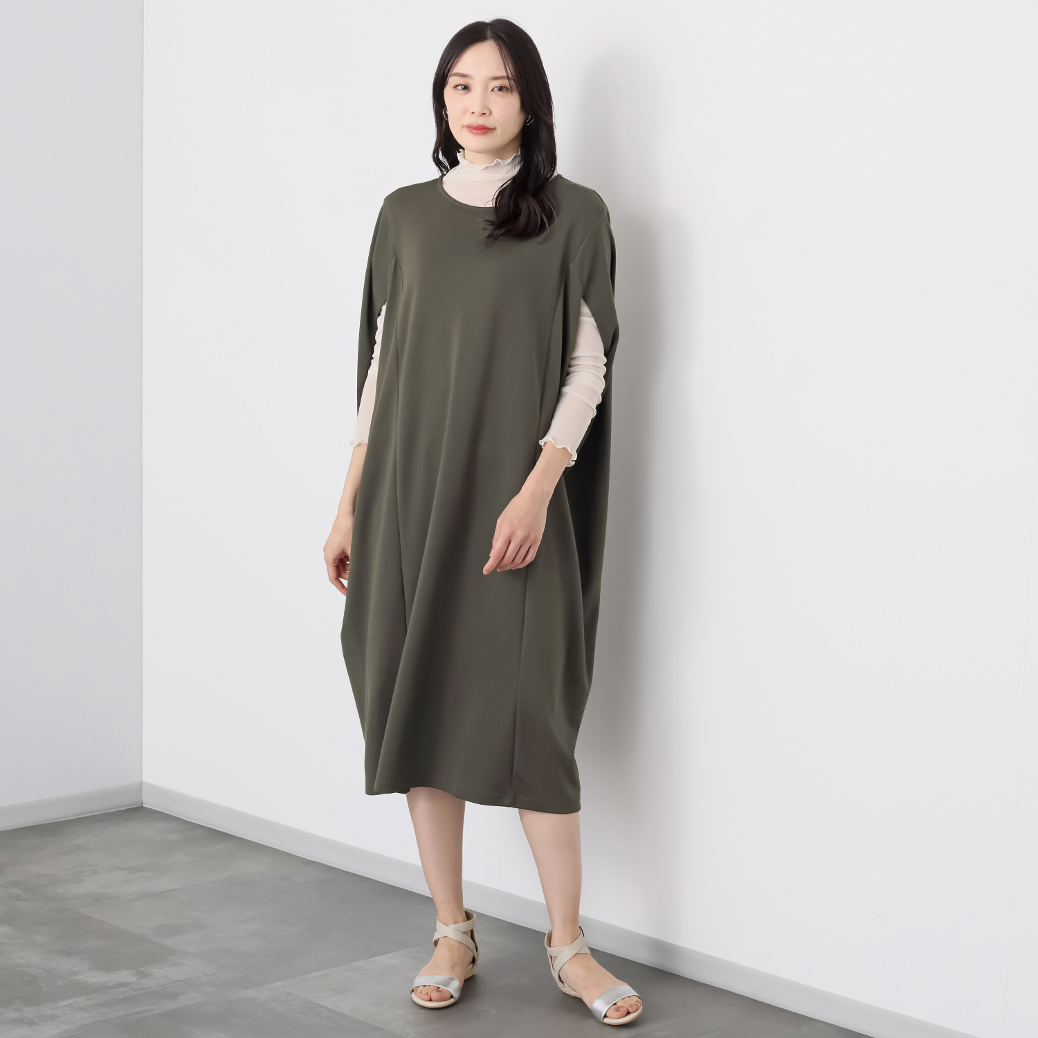 ココンライフ　ドゥ ＵＶカット モダール混 変形スリーブ 二の腕カバー ワンピース