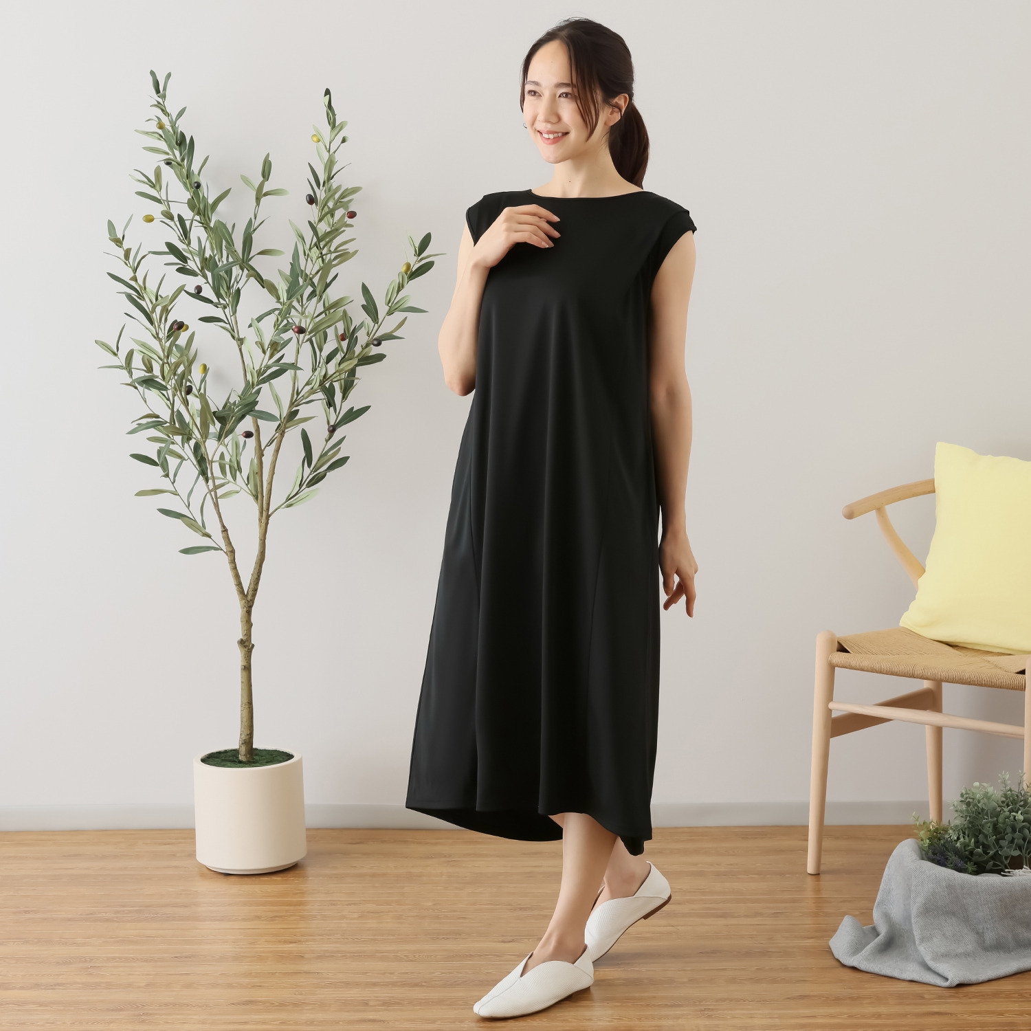 きれいになろう！ 接触冷感・抗菌防臭 カップ付 タックワンピース