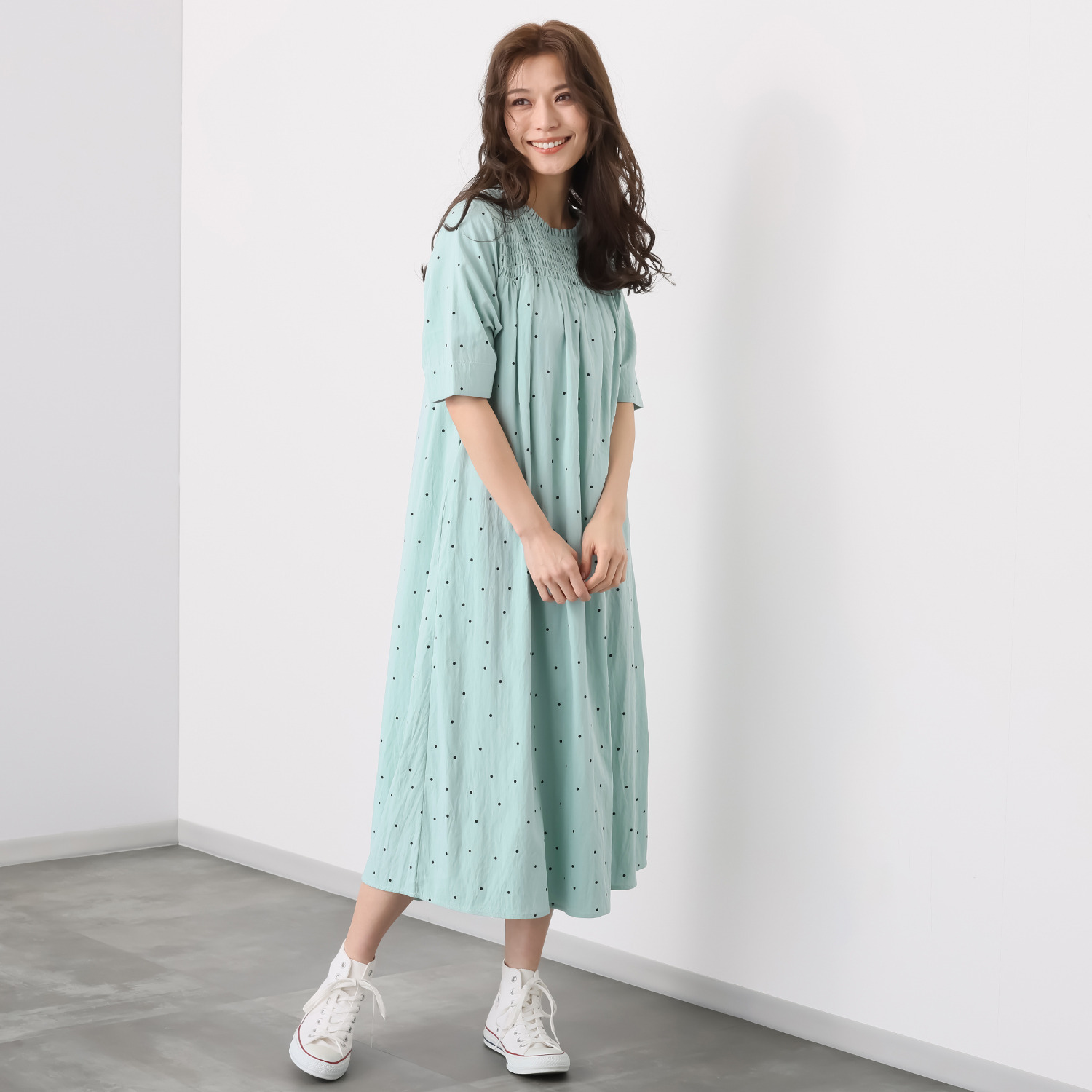 アリュメット ギャザーワンピース