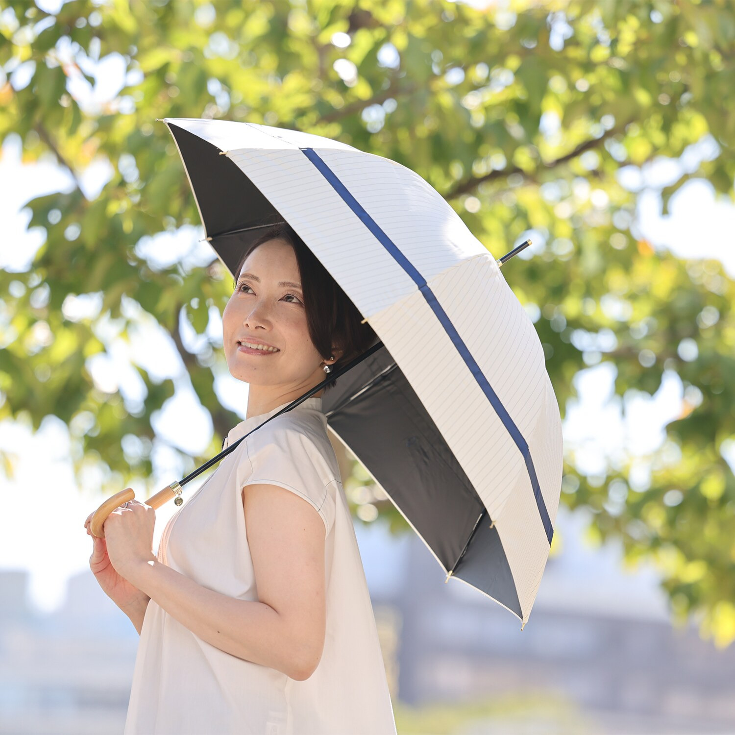 センテリオ 遮光・遮熱・ＵＶカット “ロープストライプ” 晴雨兼用長傘