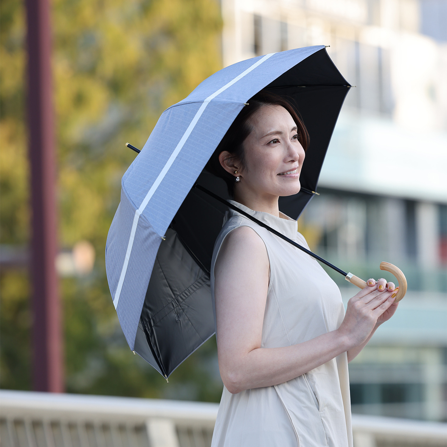 センテリオ 遮光・遮熱・ＵＶカット “ステッチストライプ” 晴雨兼用長傘