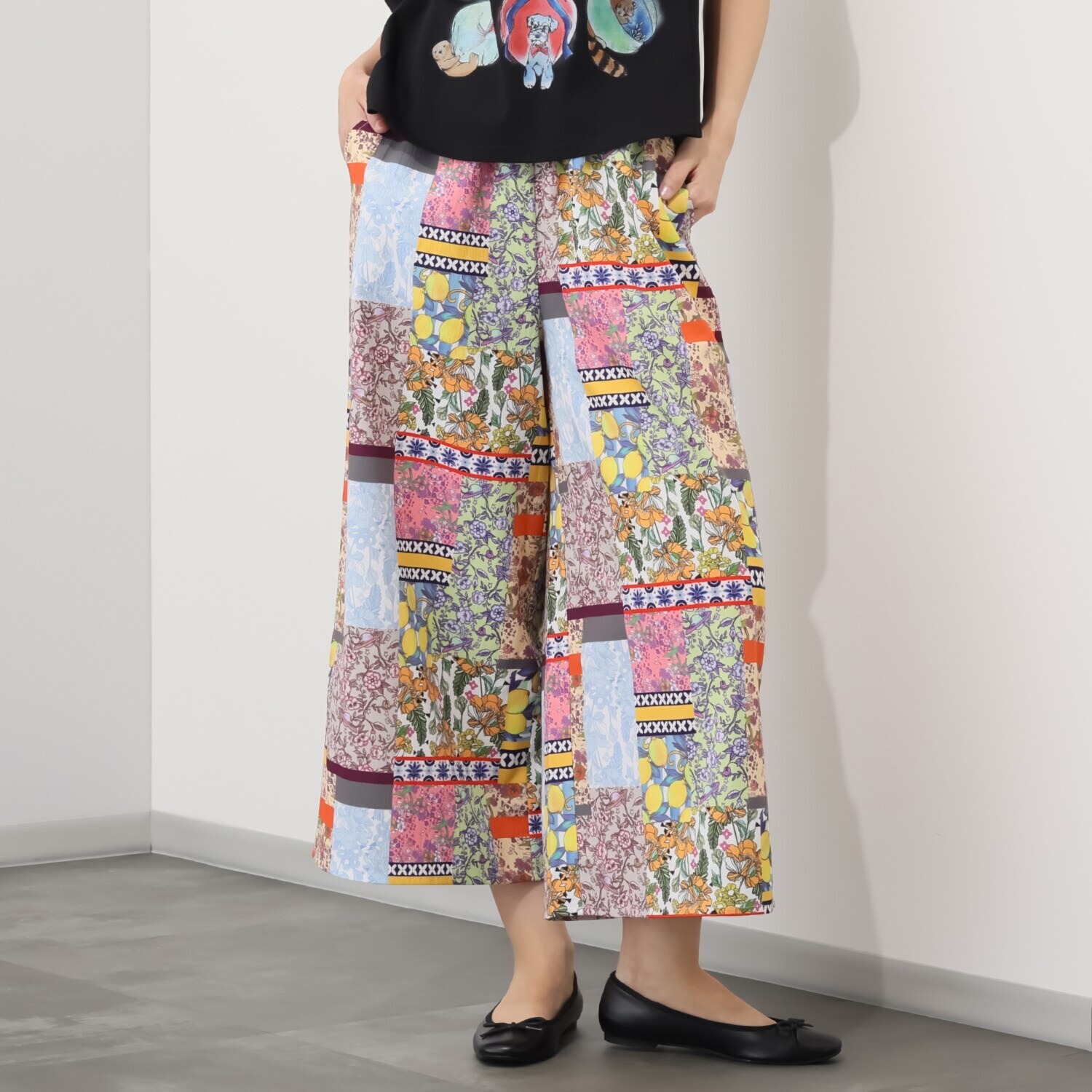 スカラー フルーツ花柄 リラックスパンツ