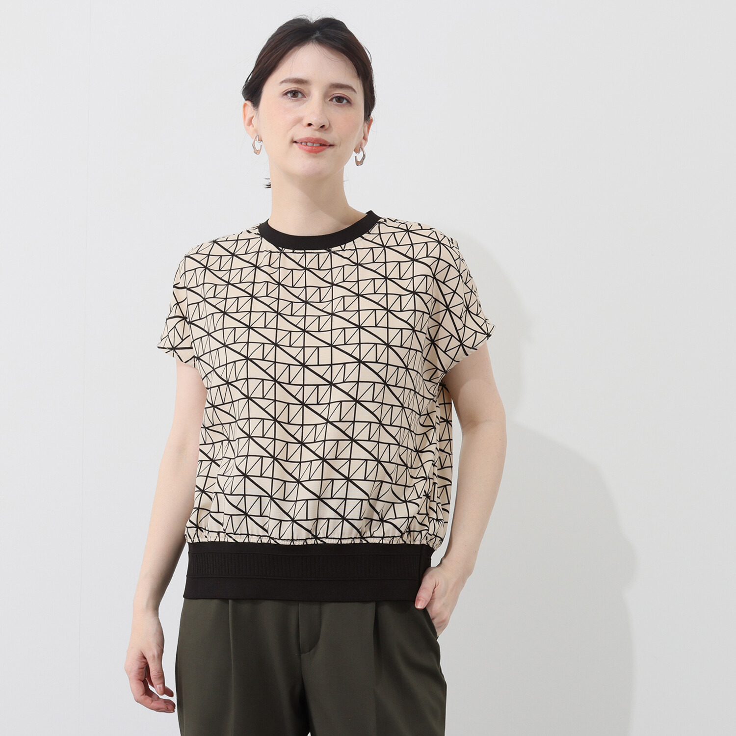 スタイル・ラヴィー 幾何プリント リブアクセント プルオーバー