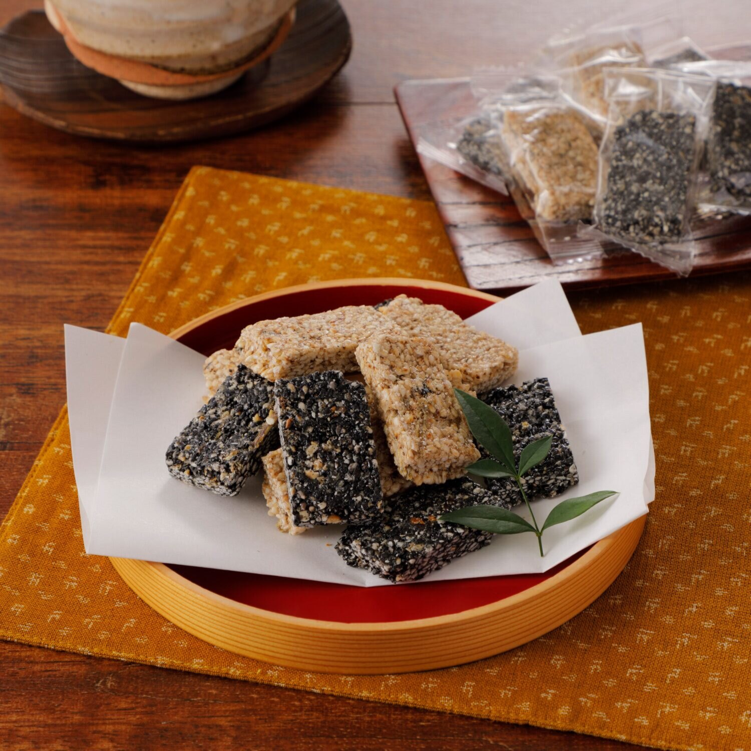 たなこまです 金すり胡麻 40g | ごま商品情報 | カタギ食品