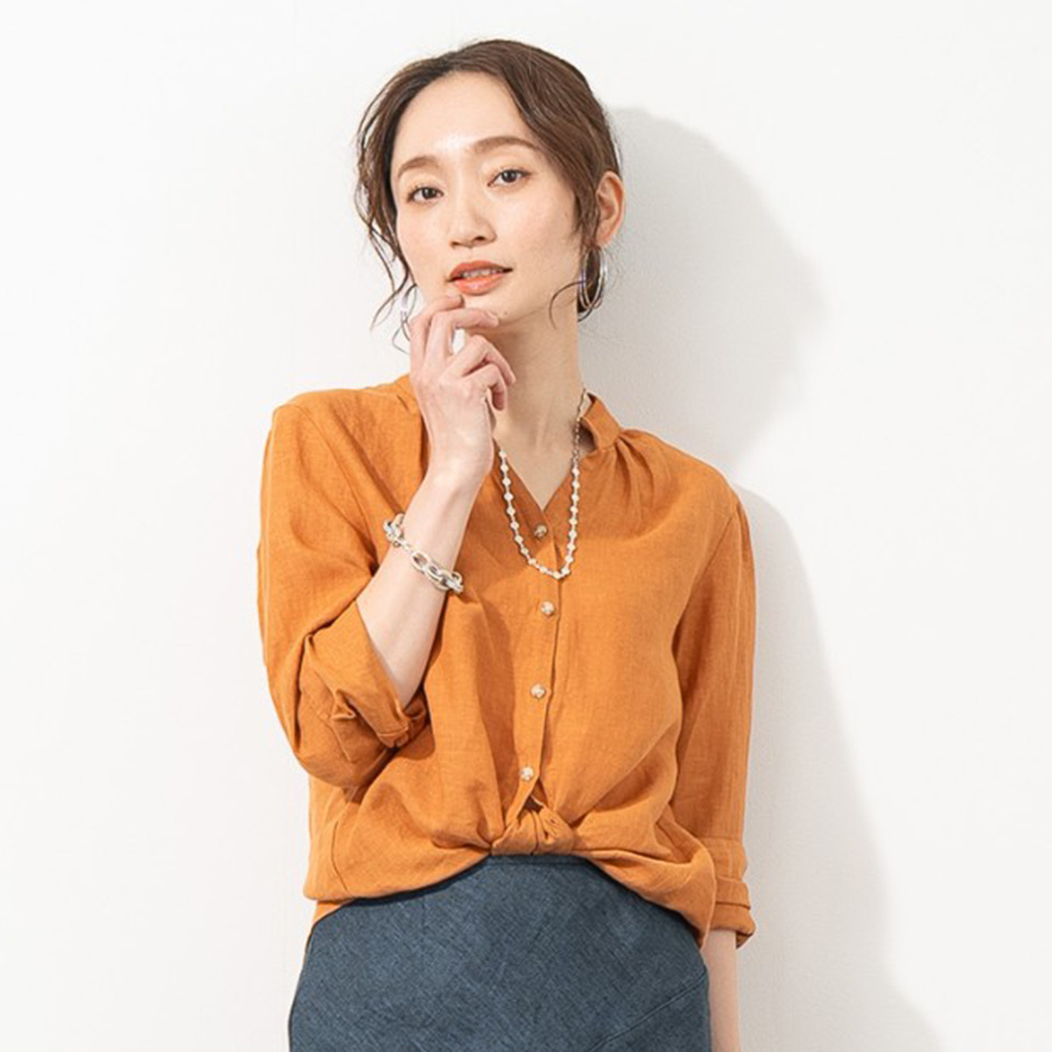 ＢＯＵＮＣＹ　ＢＯＮＤ リベコ社製素材使用 ベルギー産ピュアリネン スタンドカラーシャツ