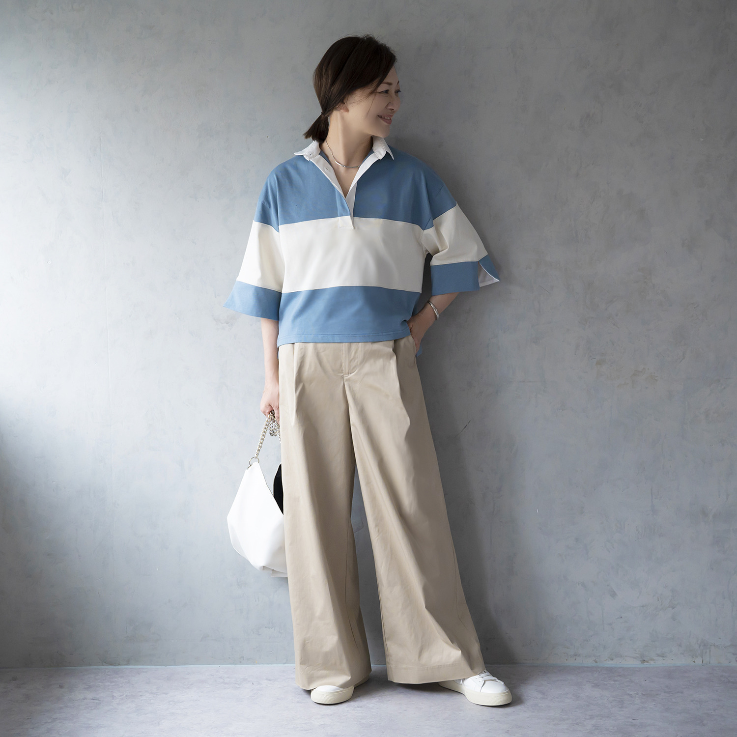 イロプライム シークレットゴム チノパンツ