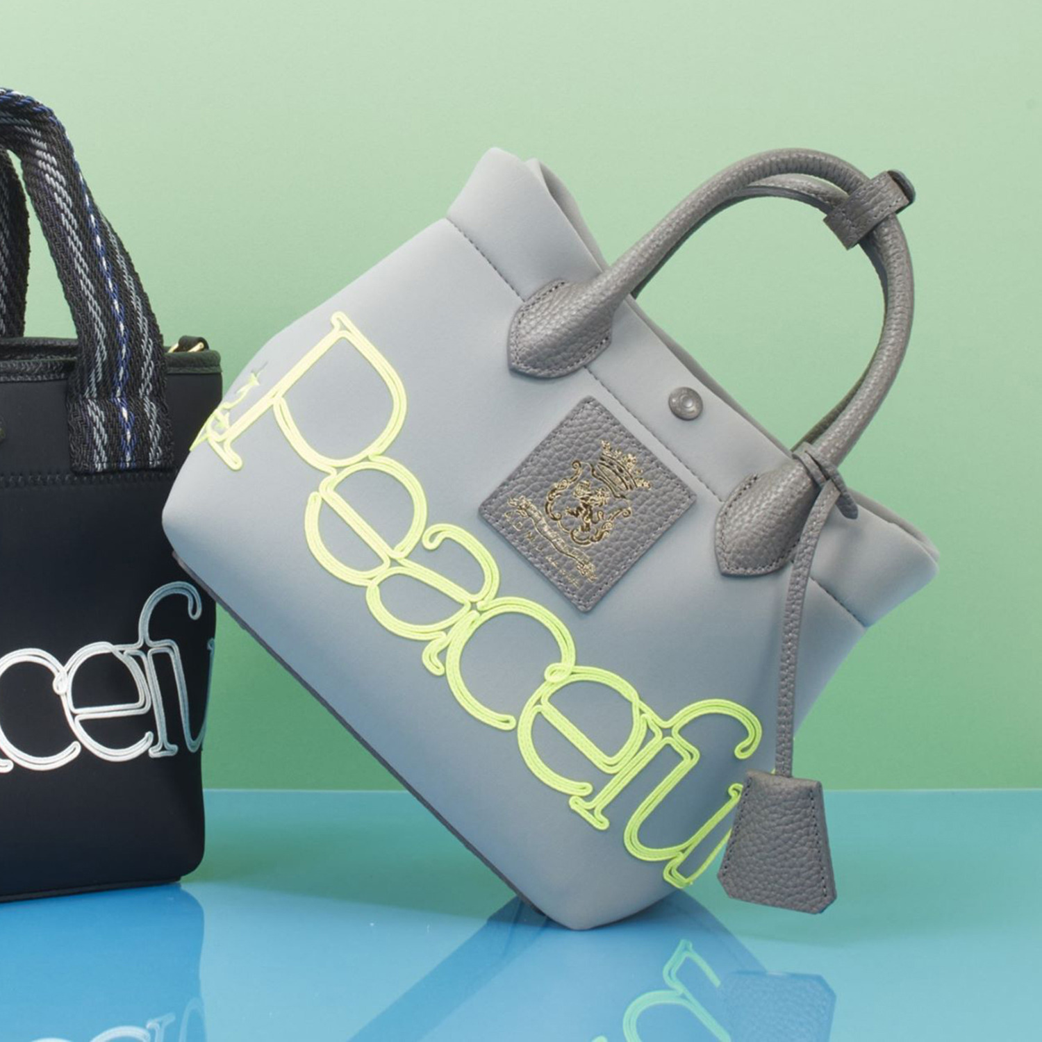 エーディーエムジェイ 魔法のように軽い マジックライト ＰＥＡＣＥＦＵＬ キューブミニ＜Ｓ＞